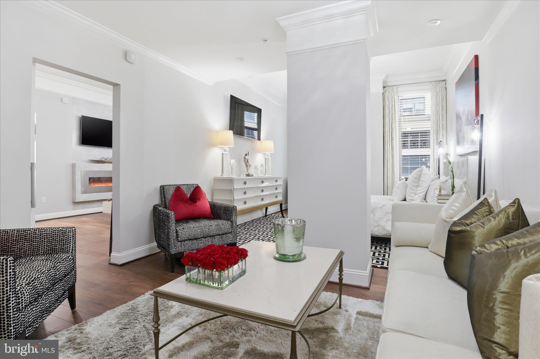 PALLADIUM AT MCLEAN - Residential