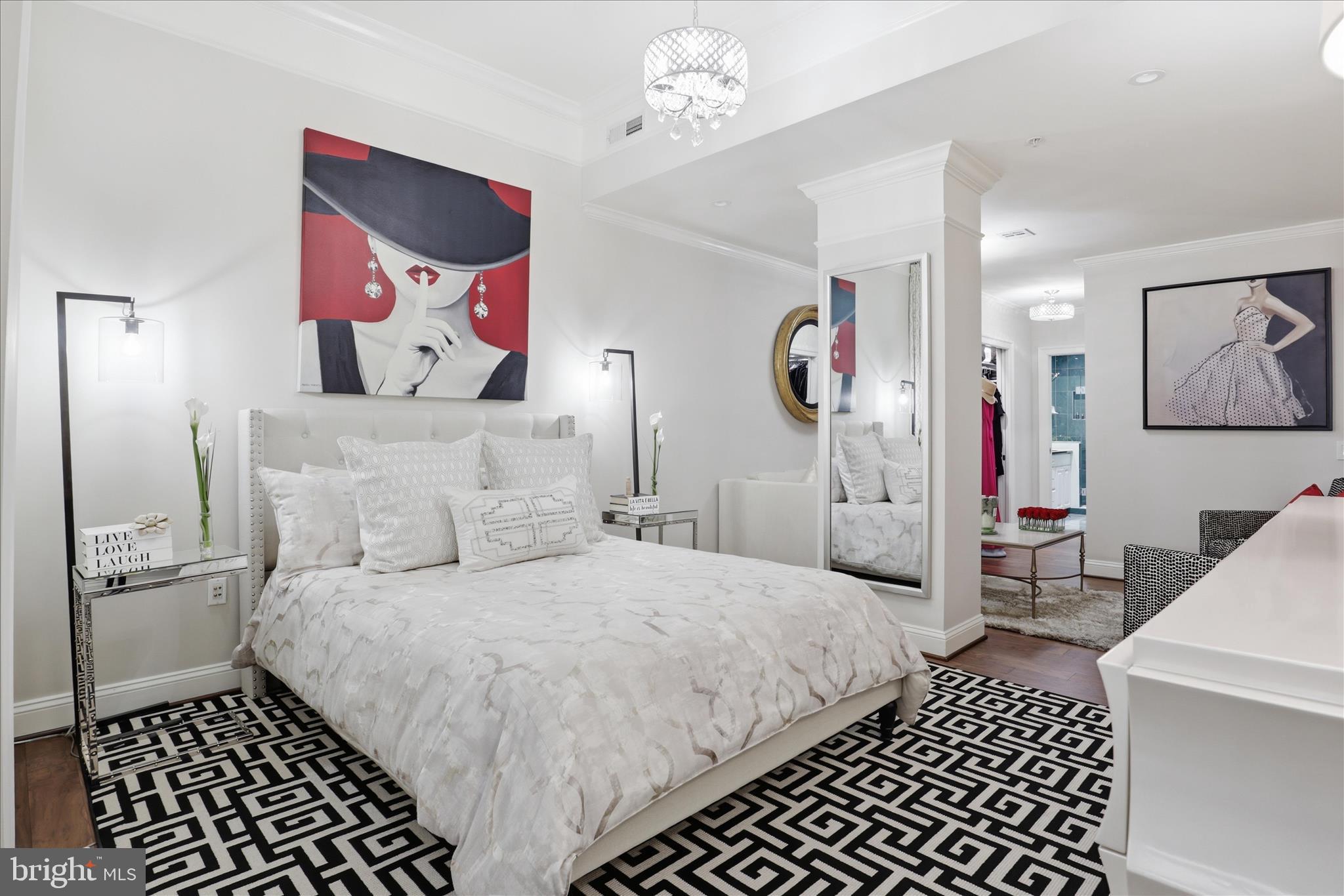 PALLADIUM AT MCLEAN - Residential