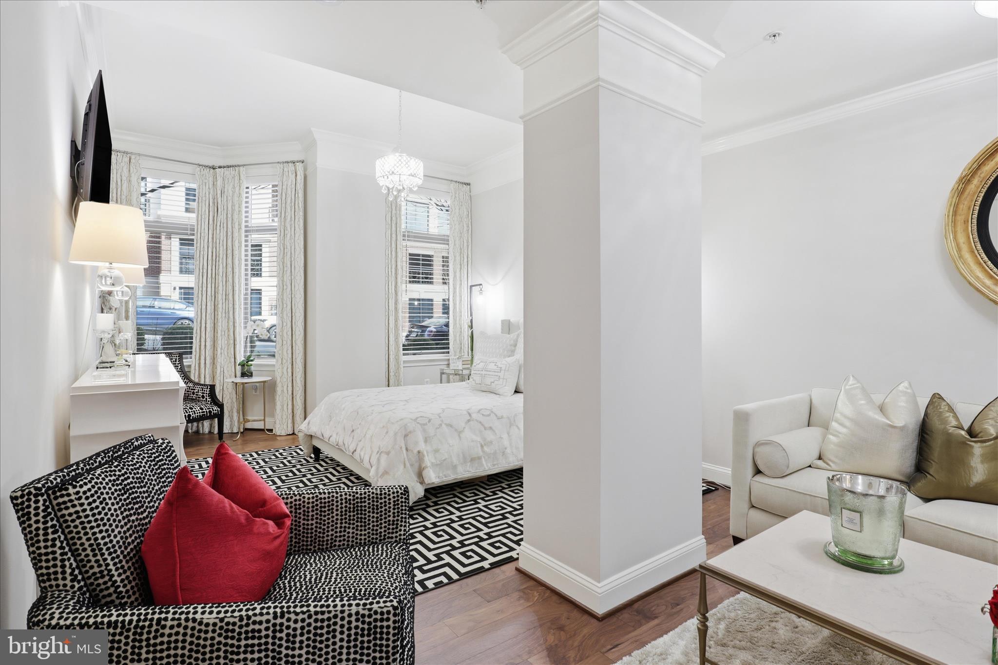 PALLADIUM AT MCLEAN - Residential