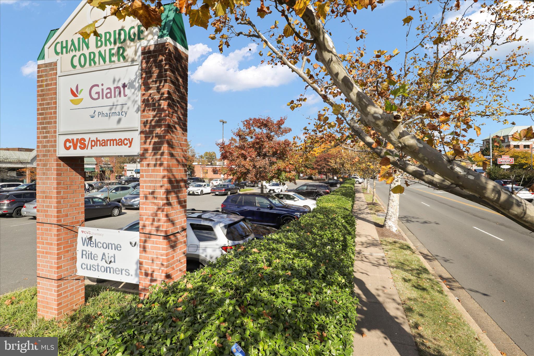 PALLADIUM AT MCLEAN - Residential