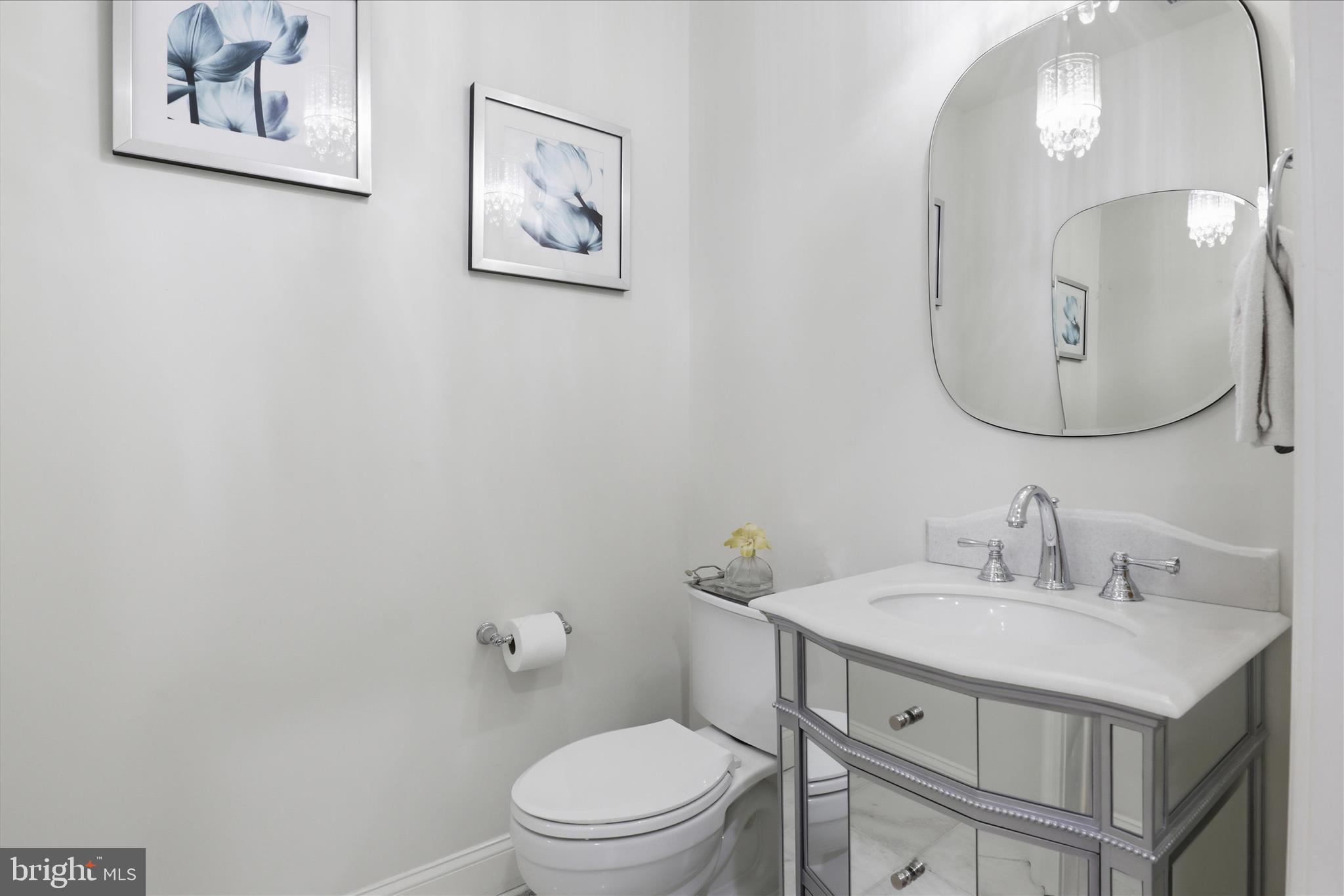 PALLADIUM AT MCLEAN - Residential