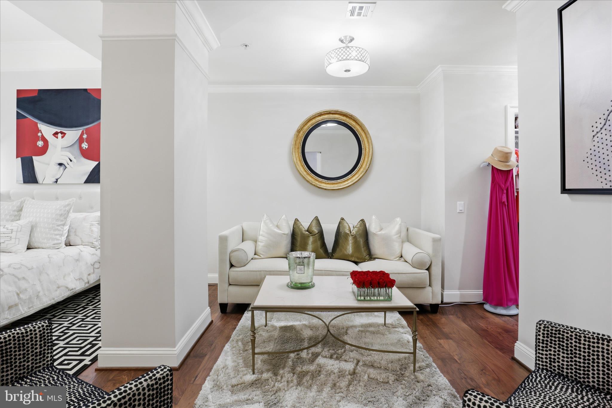 PALLADIUM AT MCLEAN - Residential