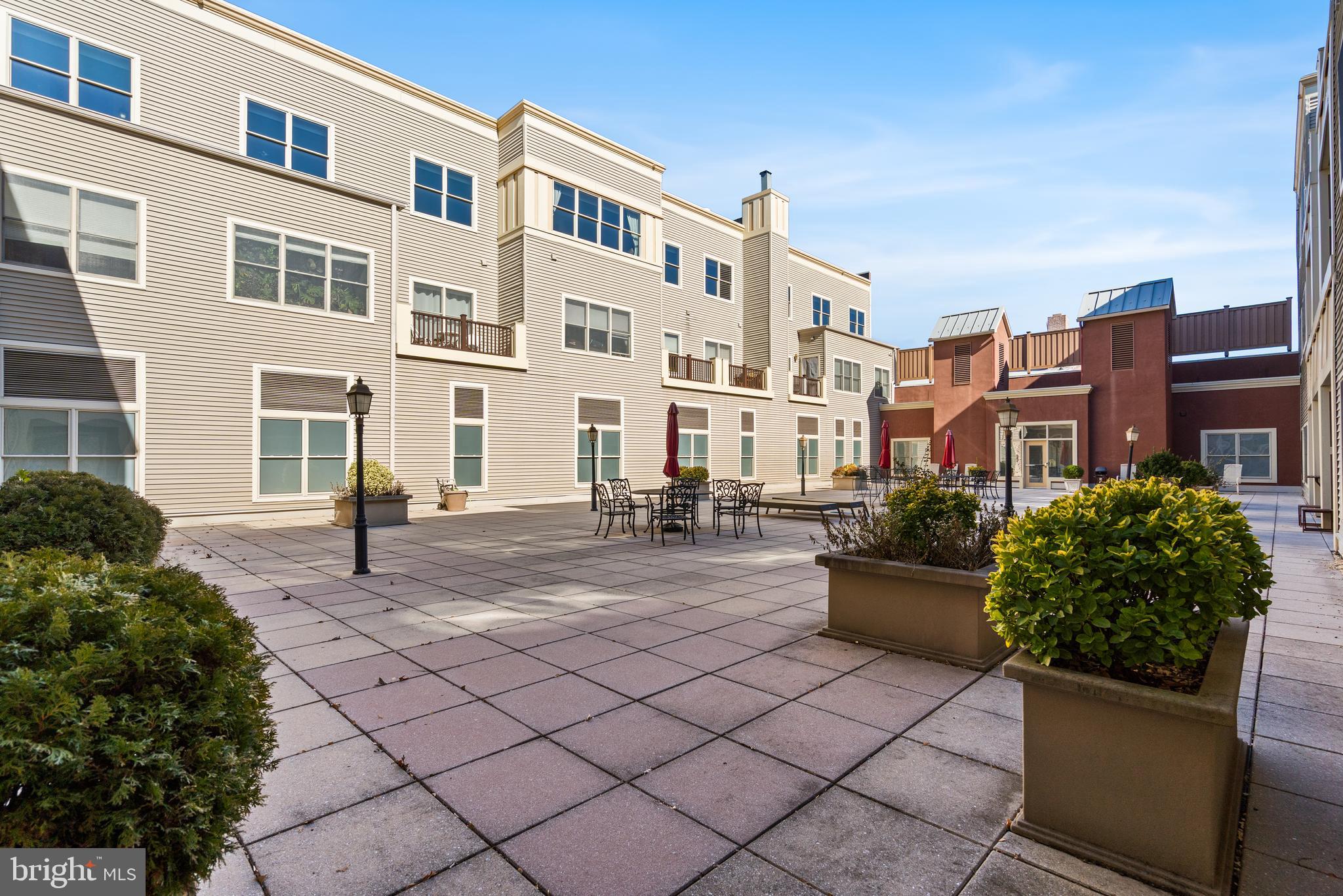 605 N ATLANTIC AVENUE 210