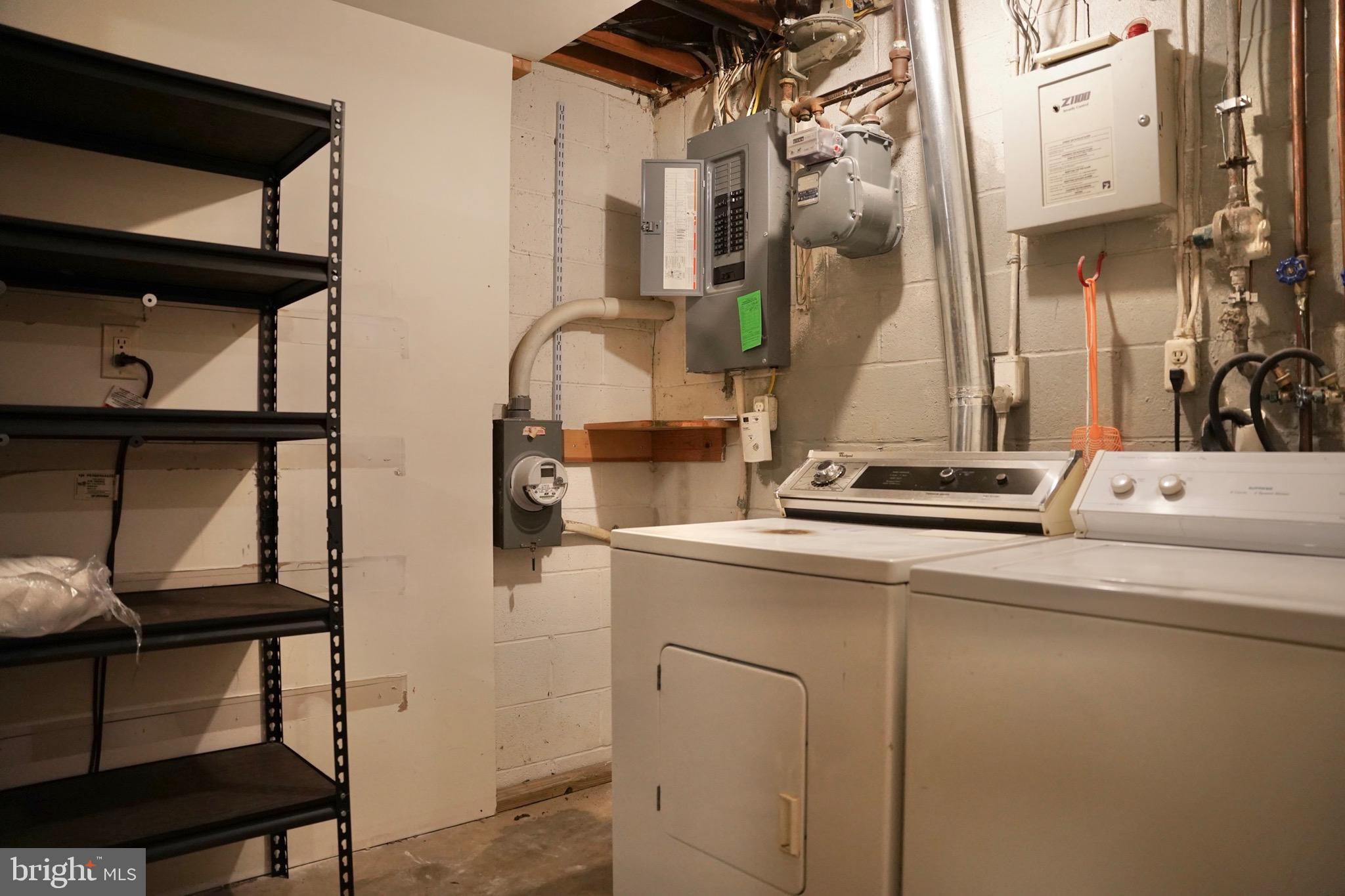 VILLAGE OF WILDE LAKE - Residential Lease