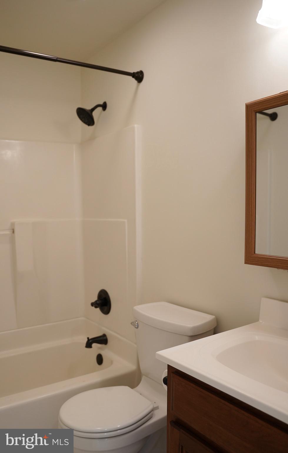 VILLAGE OF WILDE LAKE - Residential Lease