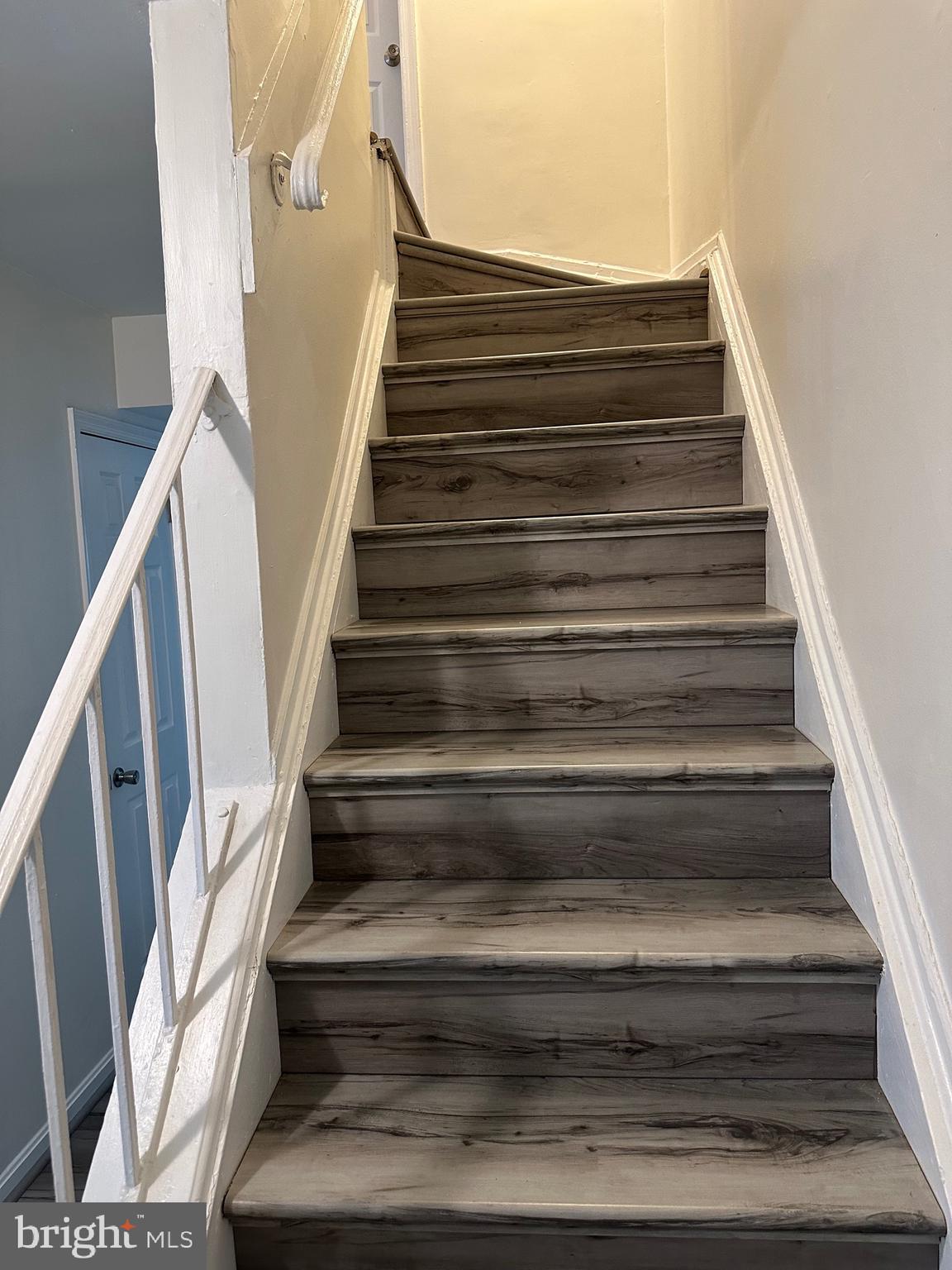 WAKEFIELD NEIGHBORHOOD - Residential Lease