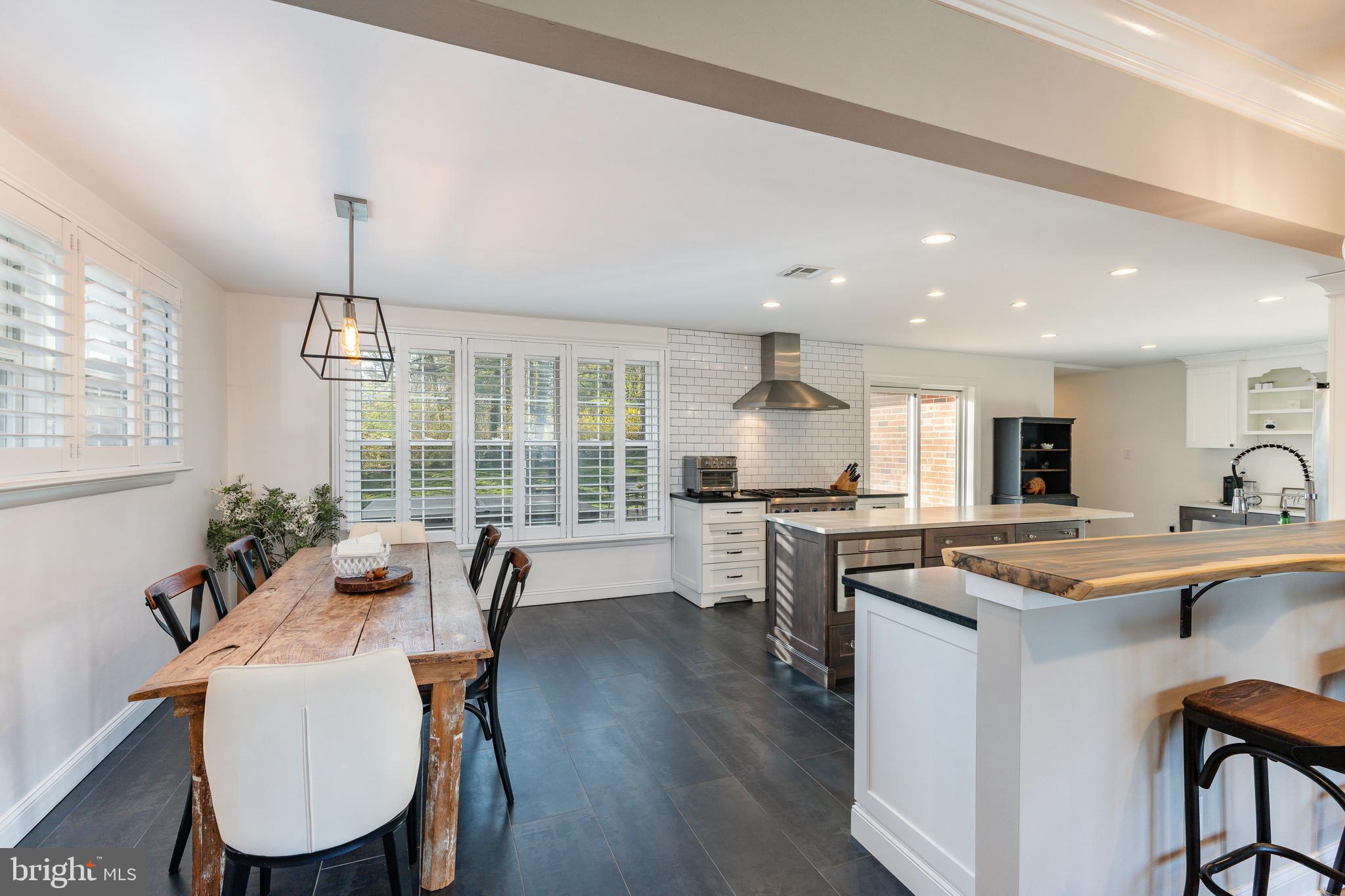 HAMILTON PARK - Residential