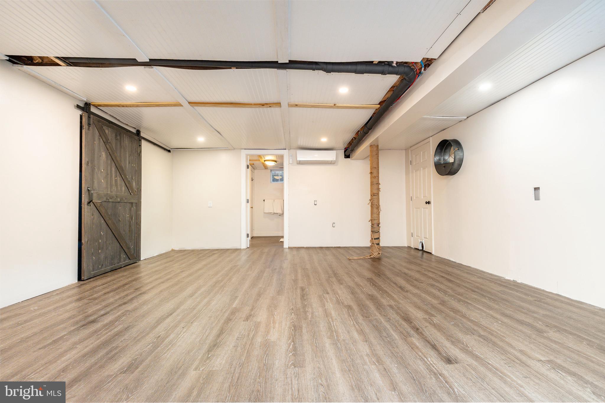 HAMILTON PARK - Residential