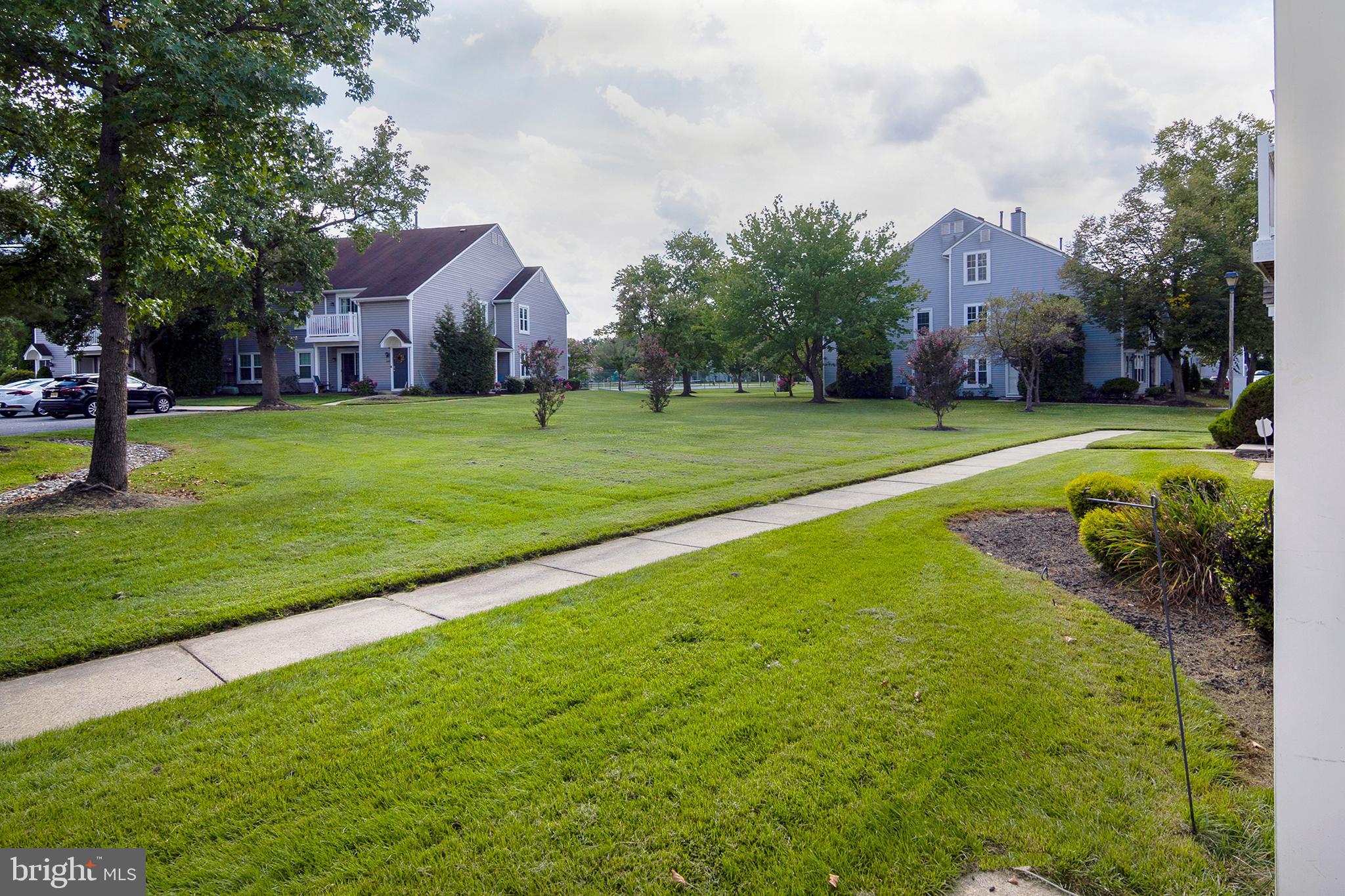515 SHETLAND COURT