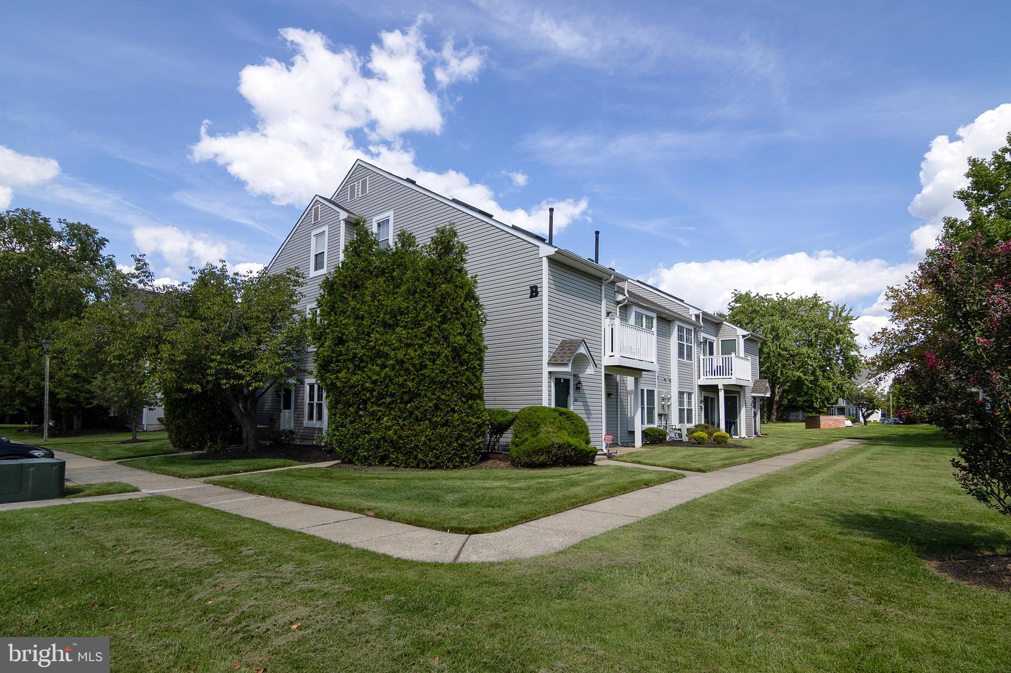 515 SHETLAND COURT