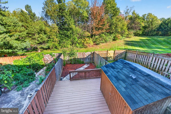 11 WYATT CT, STERLING, VA 20165 - Image 37da472334f91e26cb28f01fca7e43a9/3628080537
