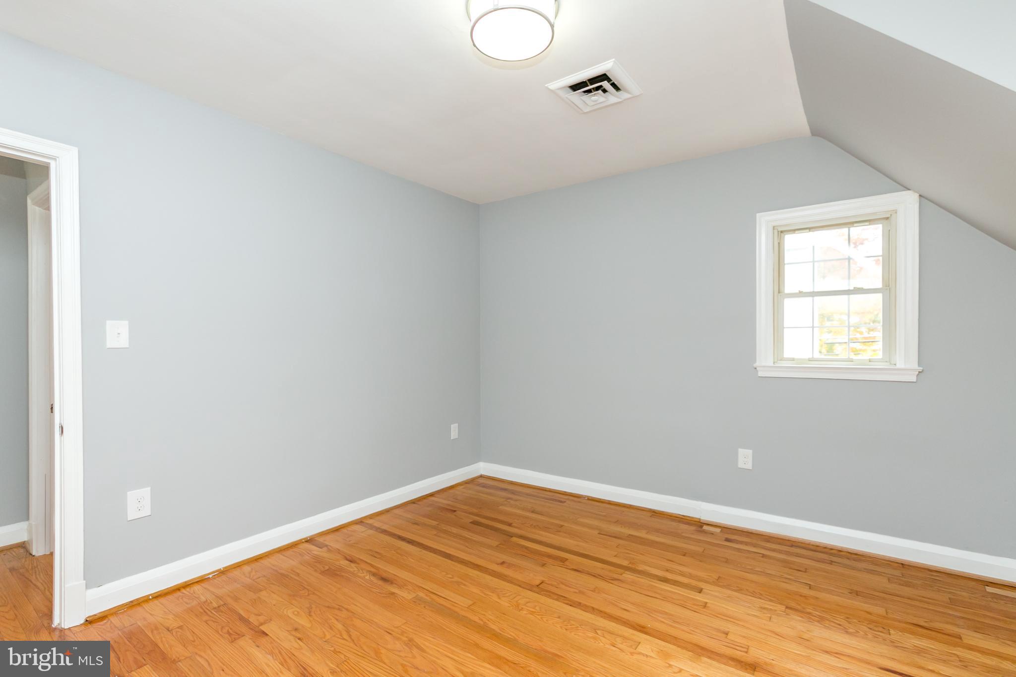 STONELEIGH - Residential