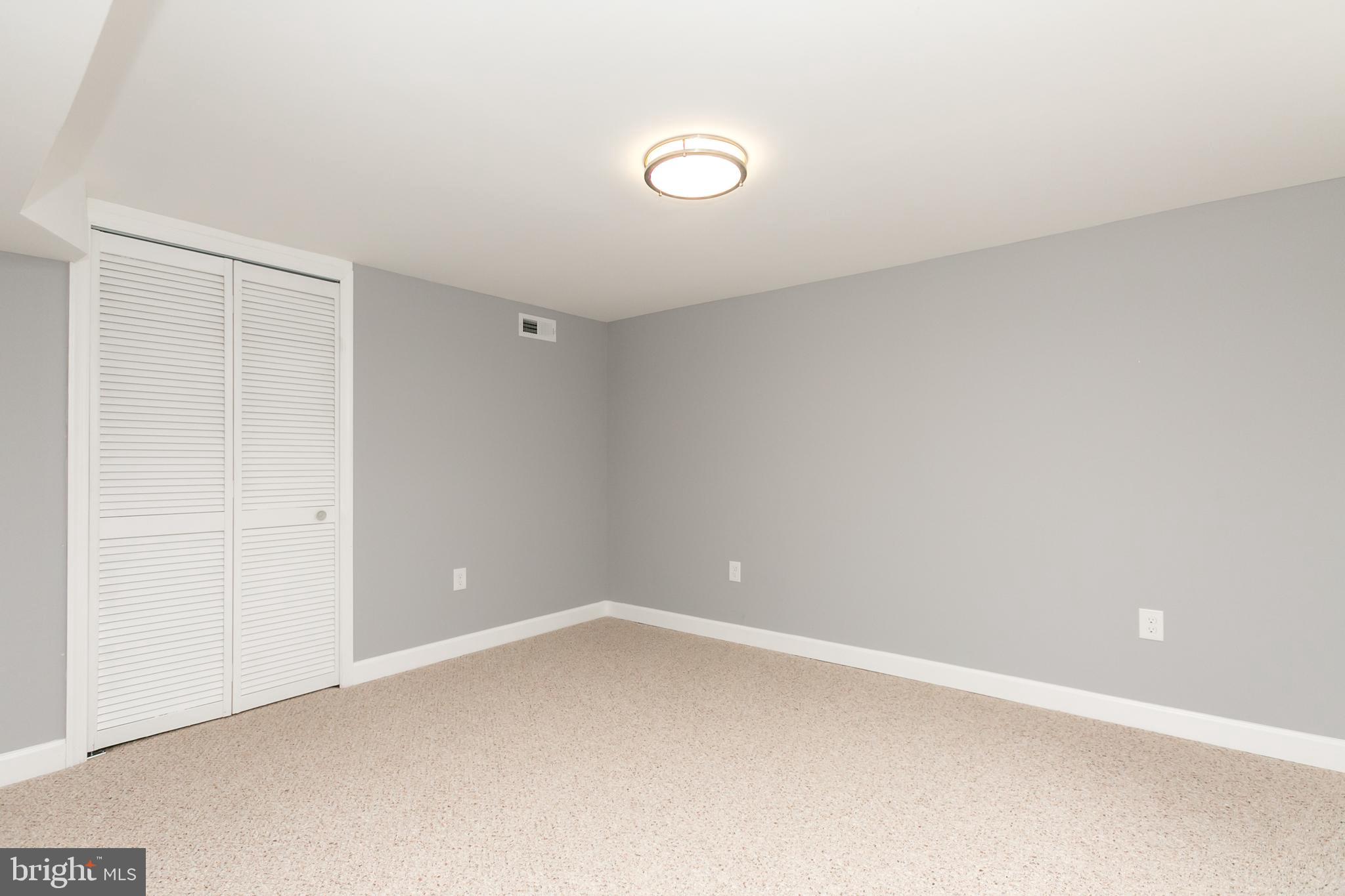 STONELEIGH - Residential