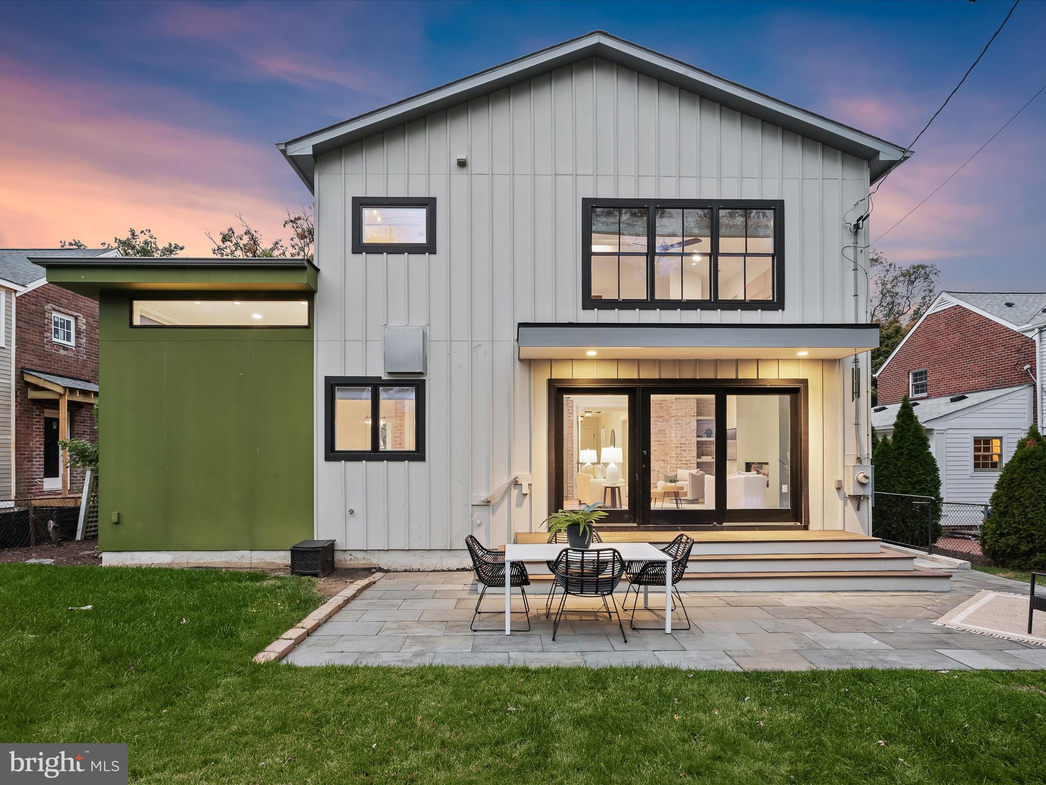 ARLINGTON FOREST - Residential