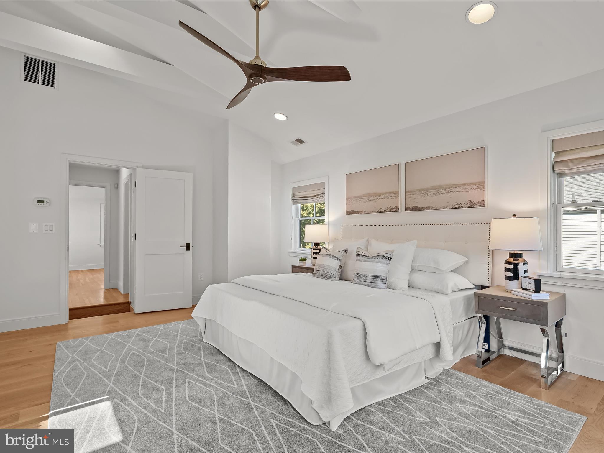 ARLINGTON FOREST - Residential