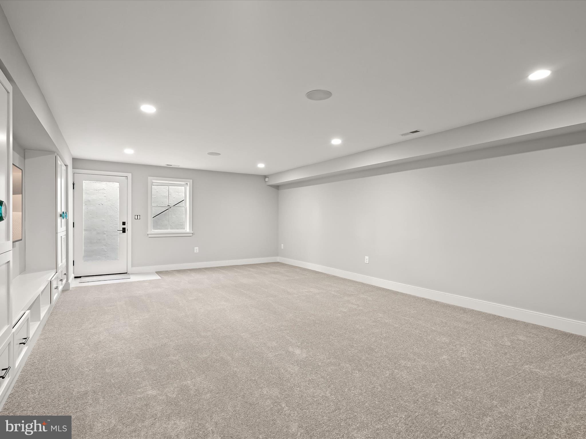 ARLINGTON FOREST - Residential