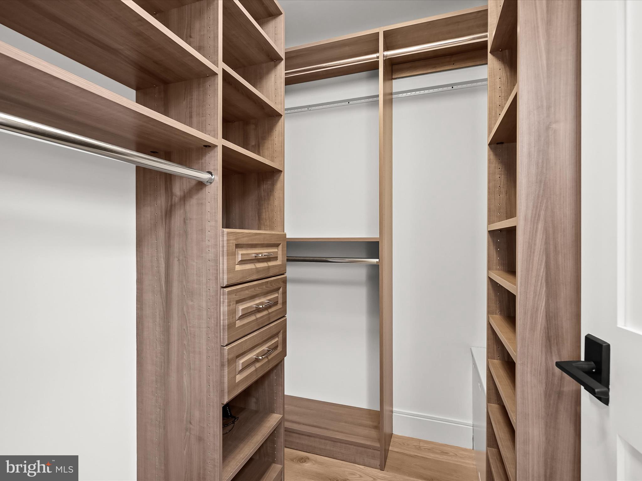 ARLINGTON FOREST - Residential