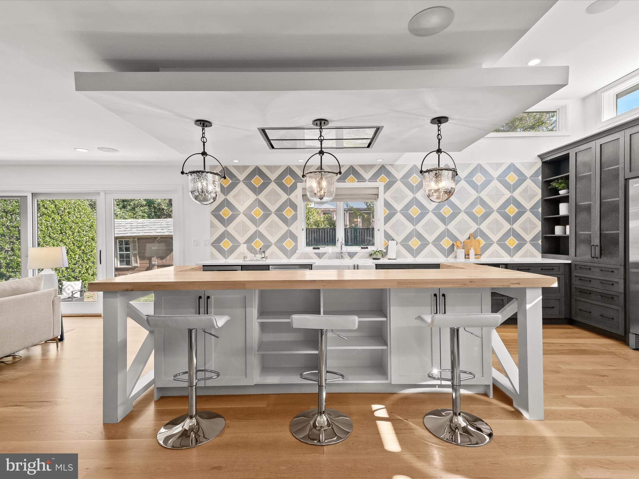 ARLINGTON FOREST - Residential