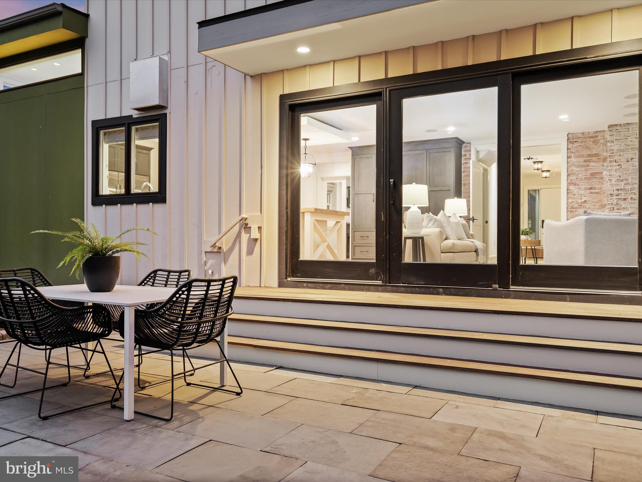 ARLINGTON FOREST - Residential