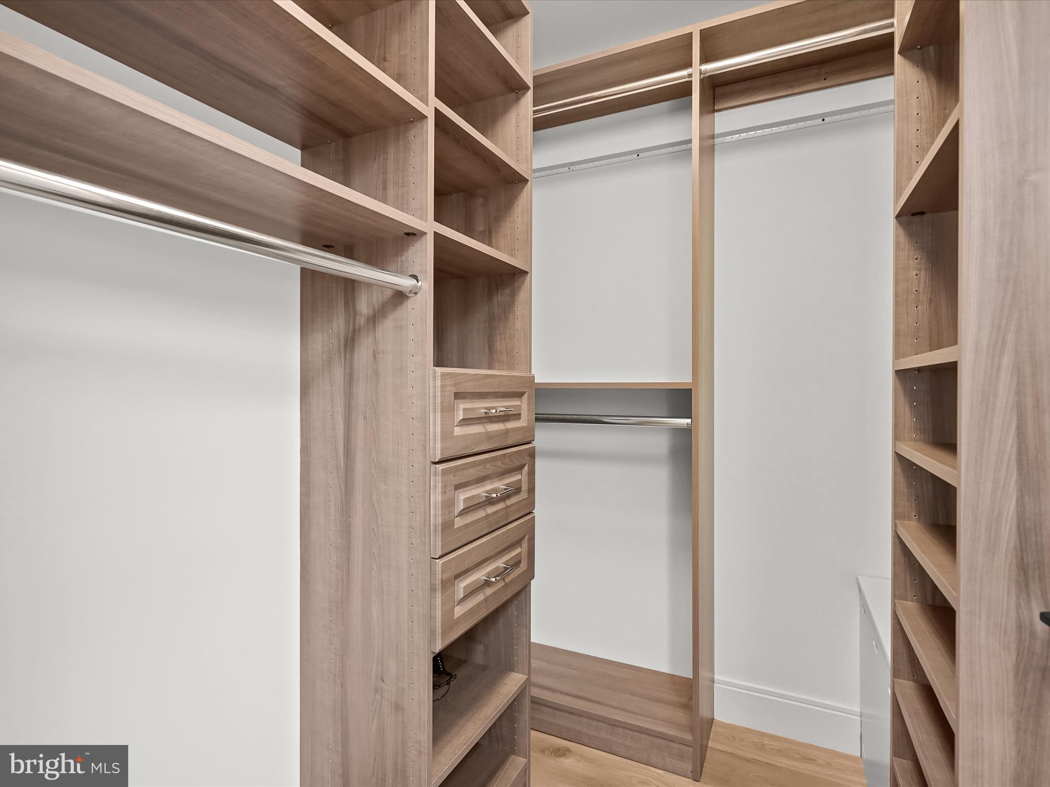 ARLINGTON FOREST - Residential