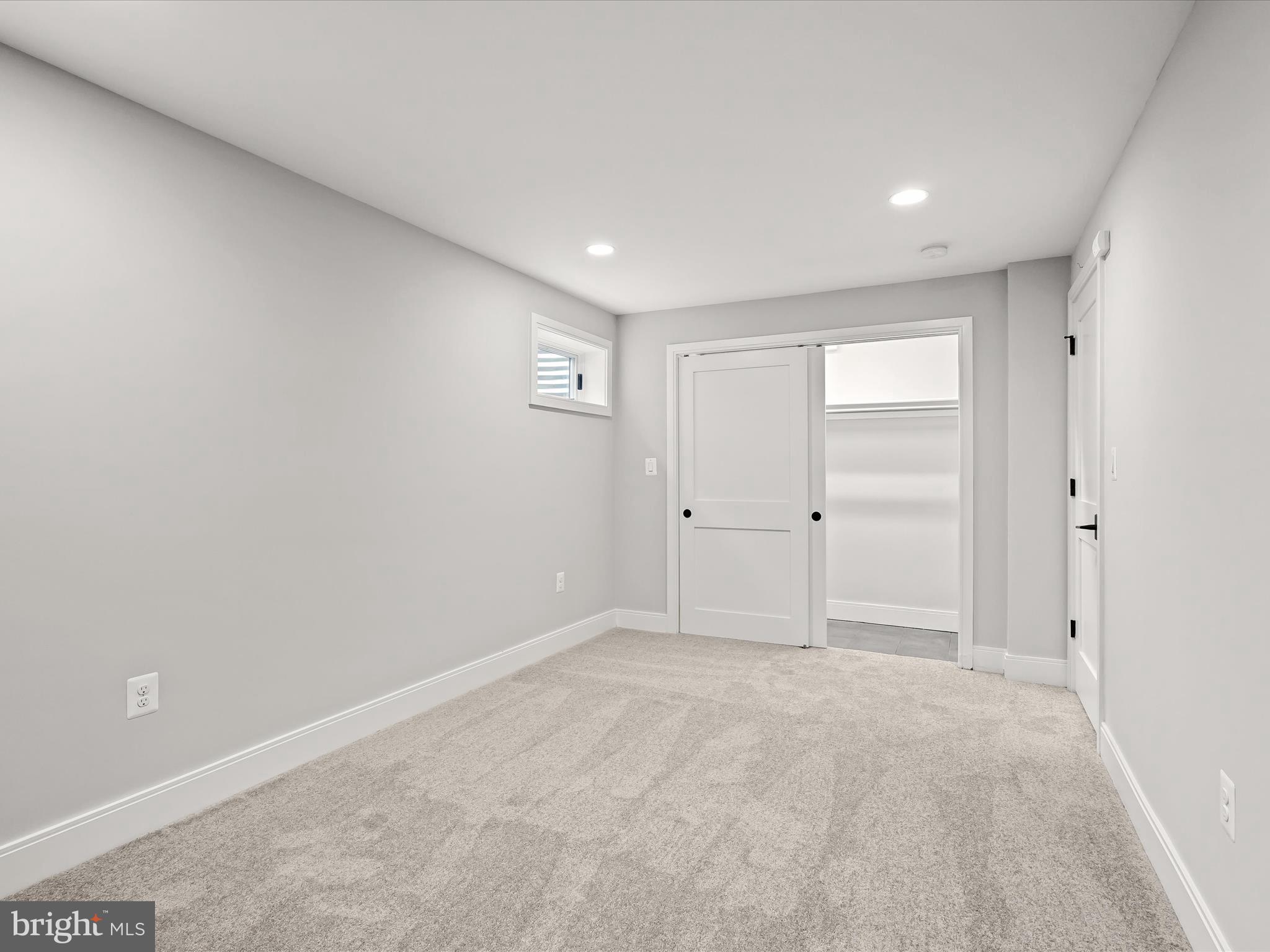 ARLINGTON FOREST - Residential