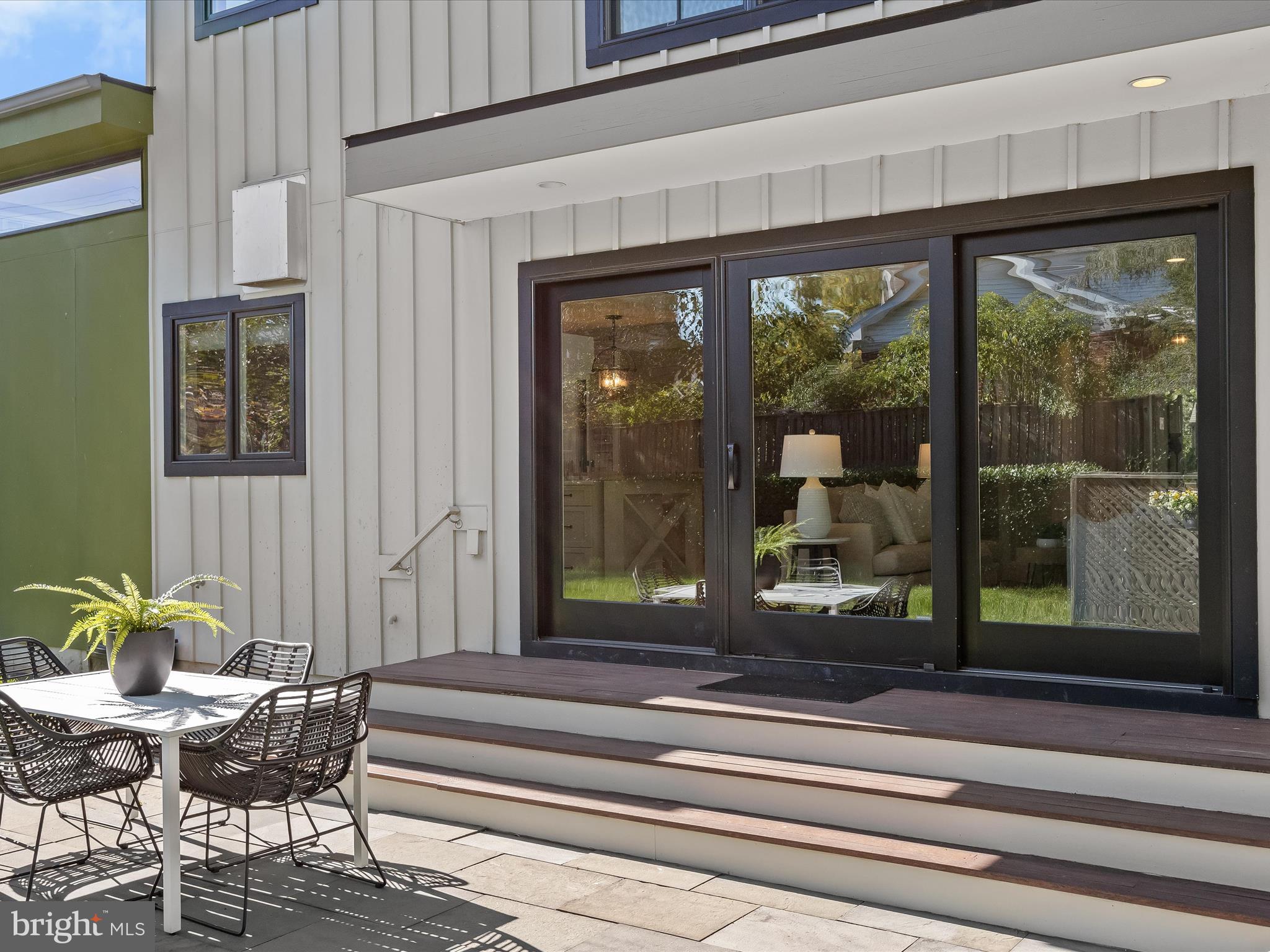 ARLINGTON FOREST - Residential