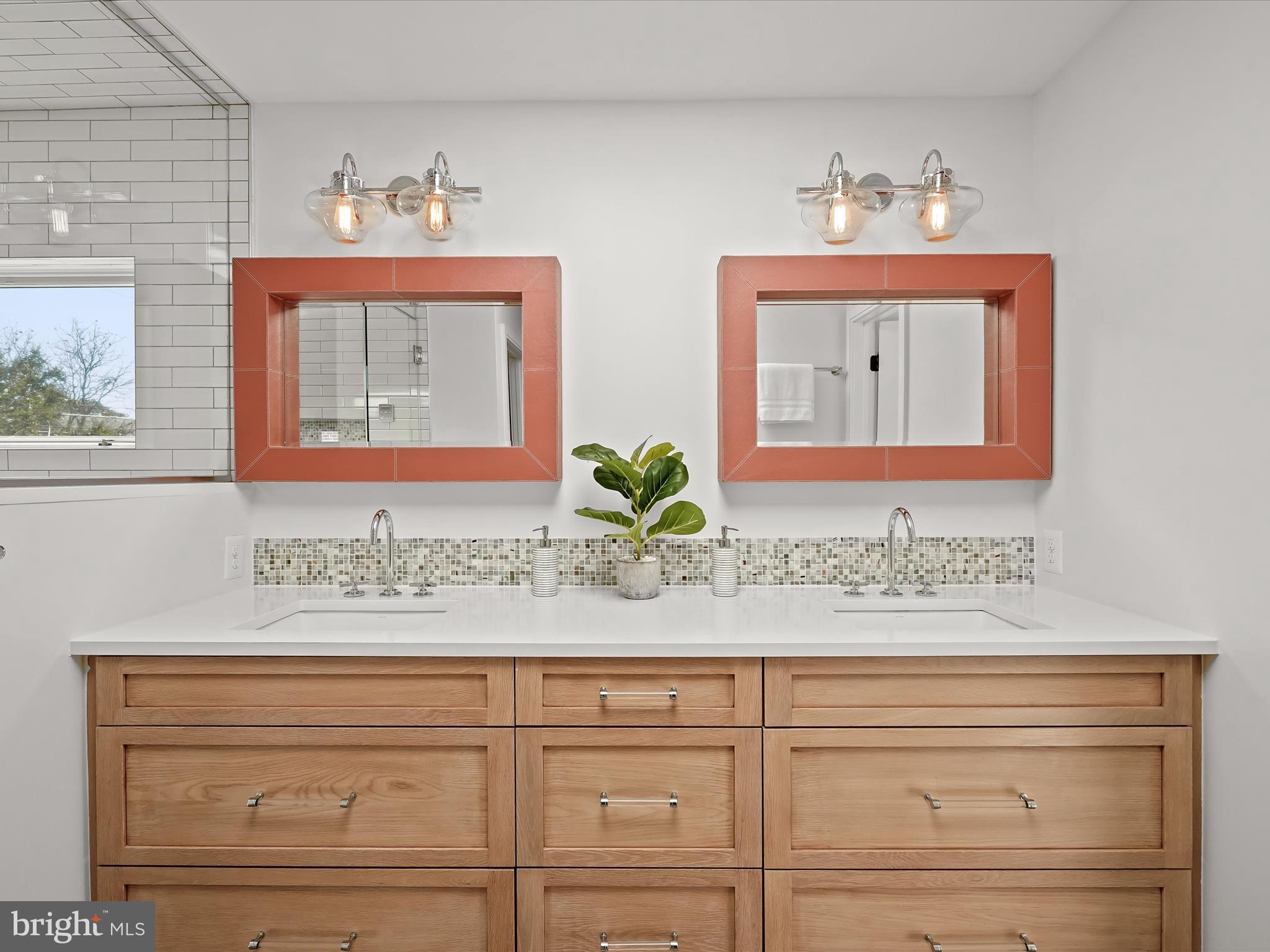 ARLINGTON FOREST - Residential