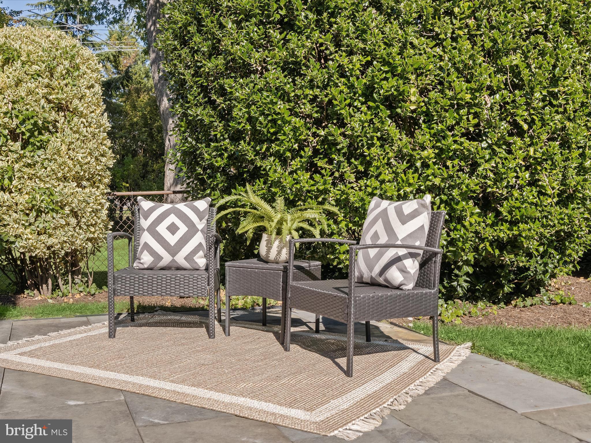 ARLINGTON FOREST - Residential