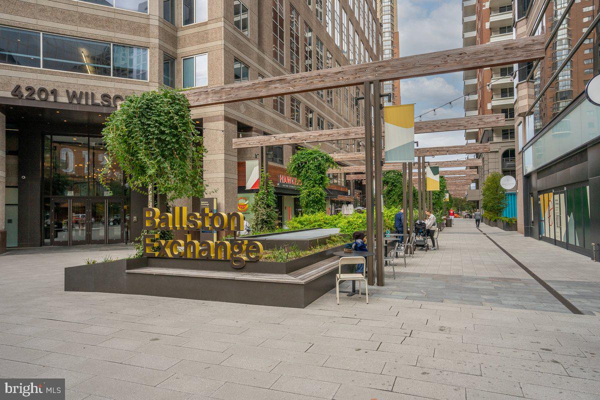 ARLINGTON FOREST - Residential