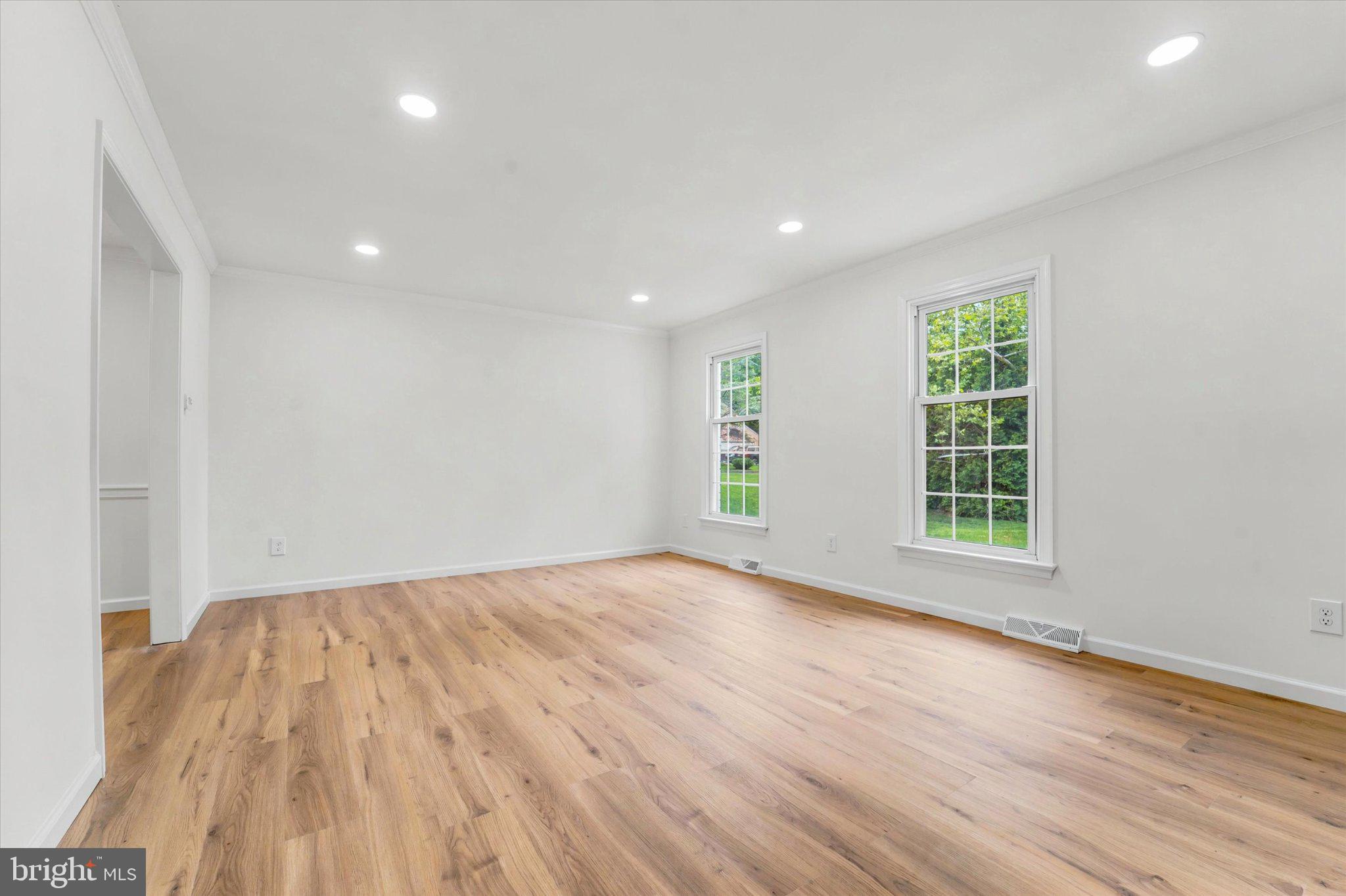 GULPH MILLS VIL - Residential