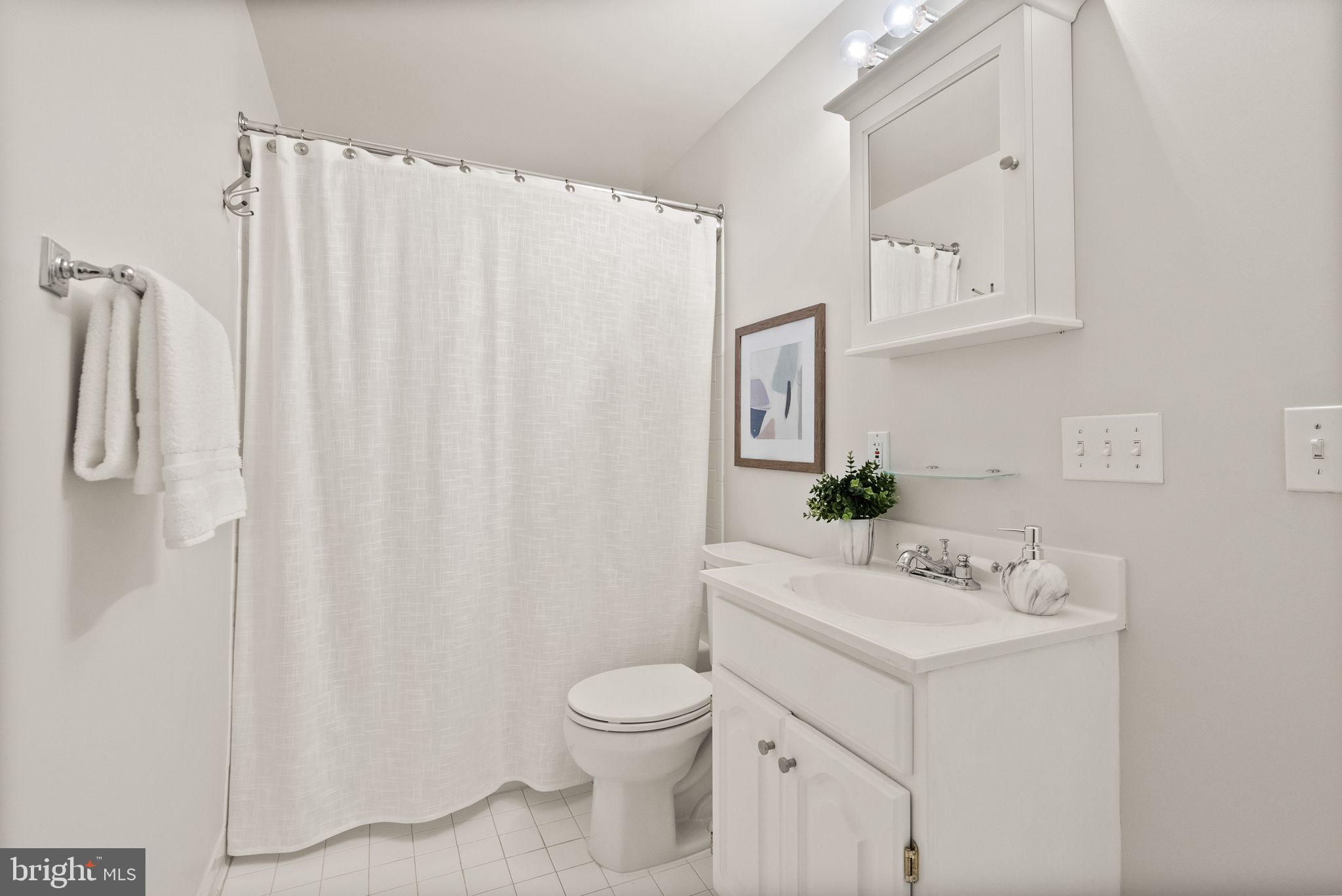 ASHGROVE PLANTATION - Residential