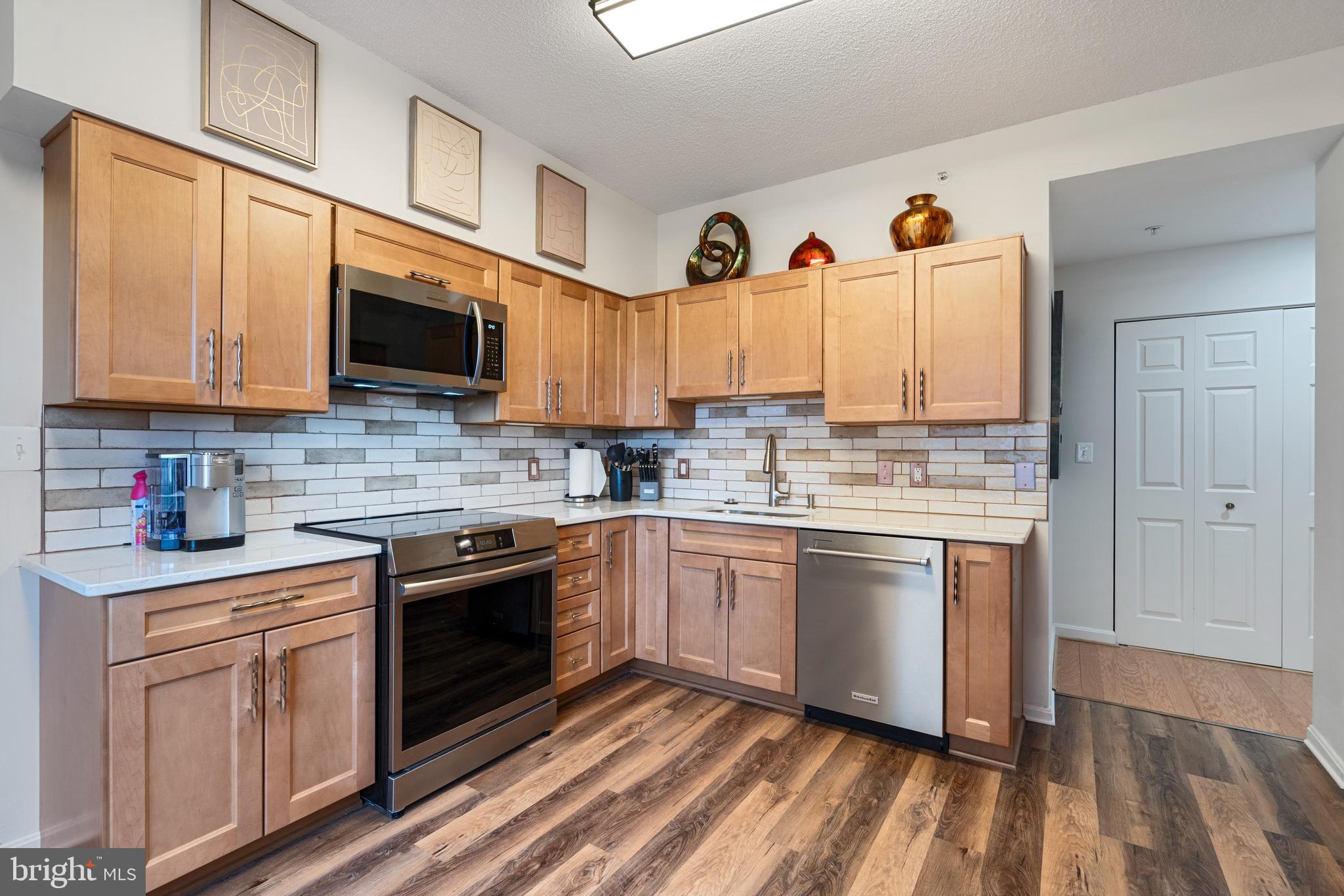 19375 CYPRESS RIDGE TERRACE 206
