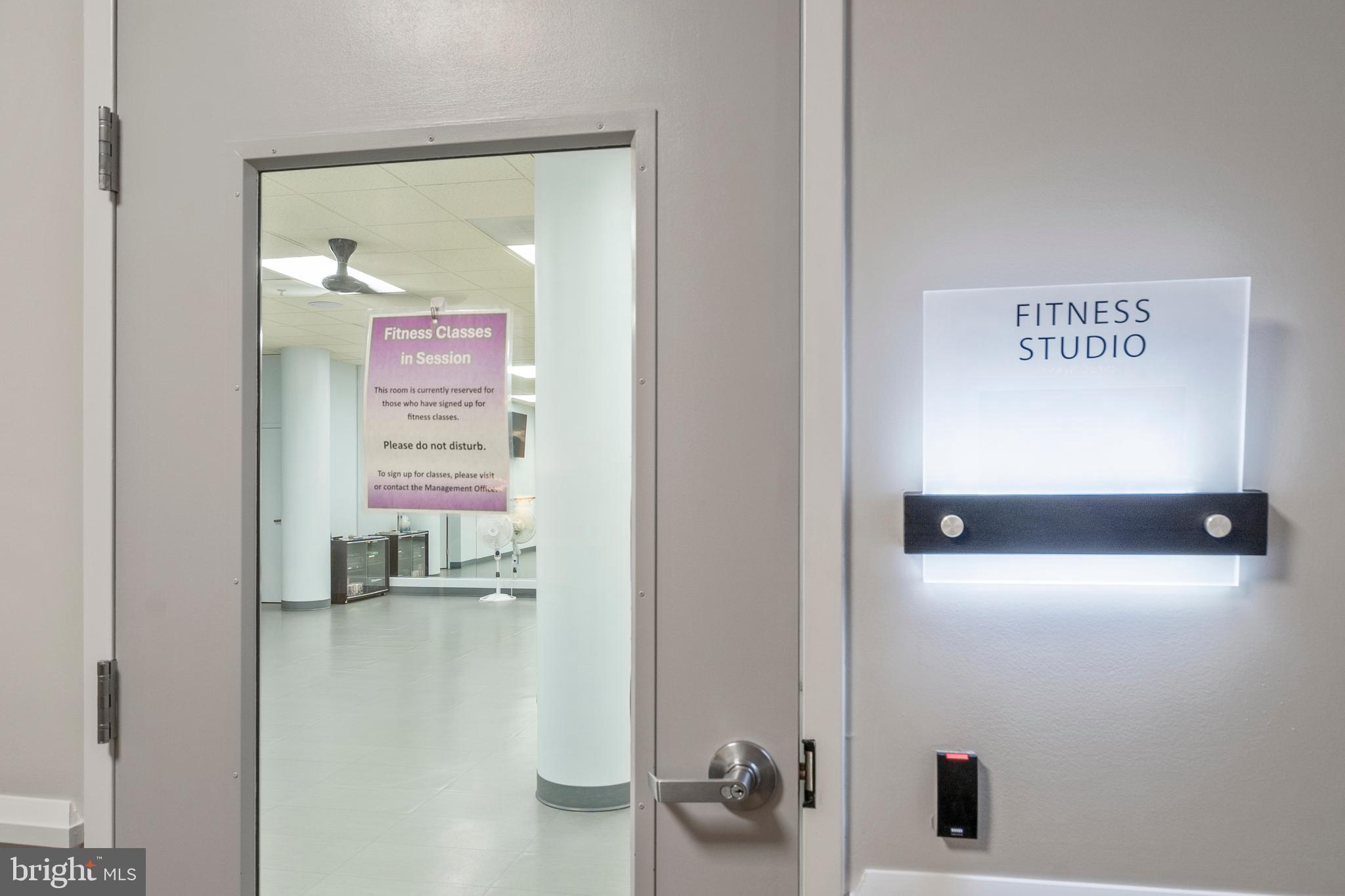 BLUE RIDGE AT LANSDOWNE WOODS - Residential