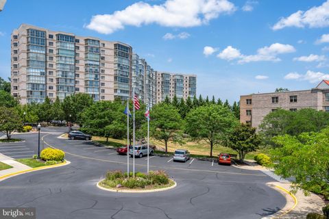 19375 CYPRESS RIDGE TERRACE 206 LEESBURG VA 20176