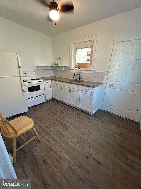 Townhouse For Rent - 214 Mulberry Street #2<br/> Bucks County, BRISTOL, PA 19007