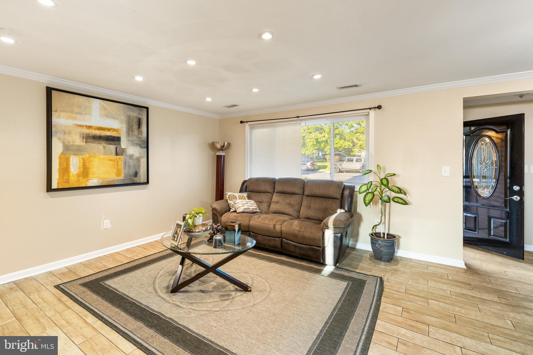 RANDALLSTOWN - Residential