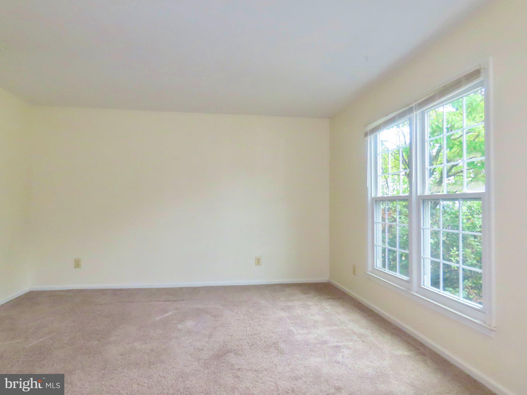 410 FOREST COURT