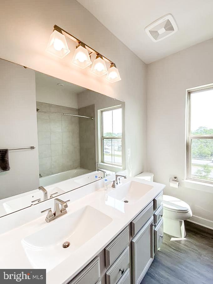 ARCOLA TOWN CENTER CONDO - Residential Lease