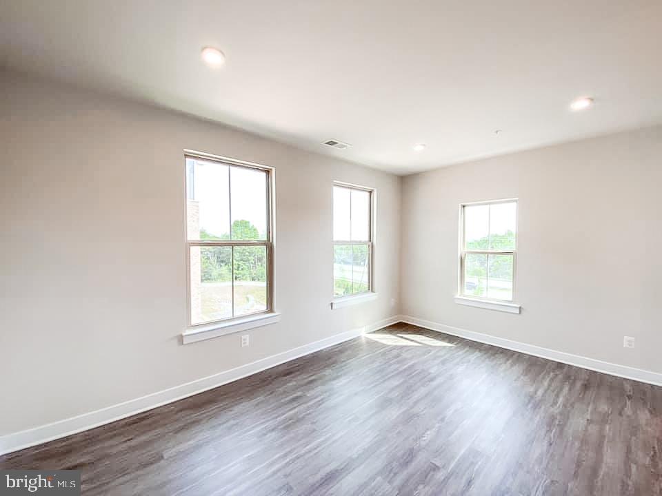 ARCOLA TOWN CENTER CONDO - Residential Lease