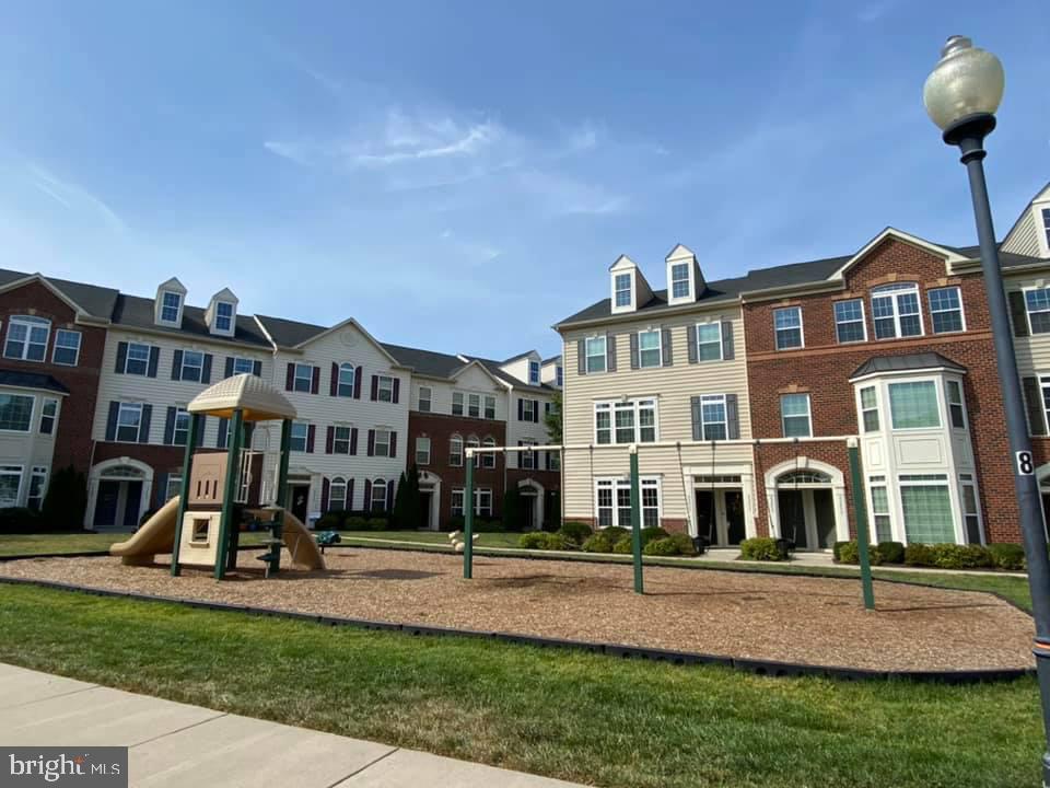 ARCOLA TOWN CENTER CONDO - Residential Lease