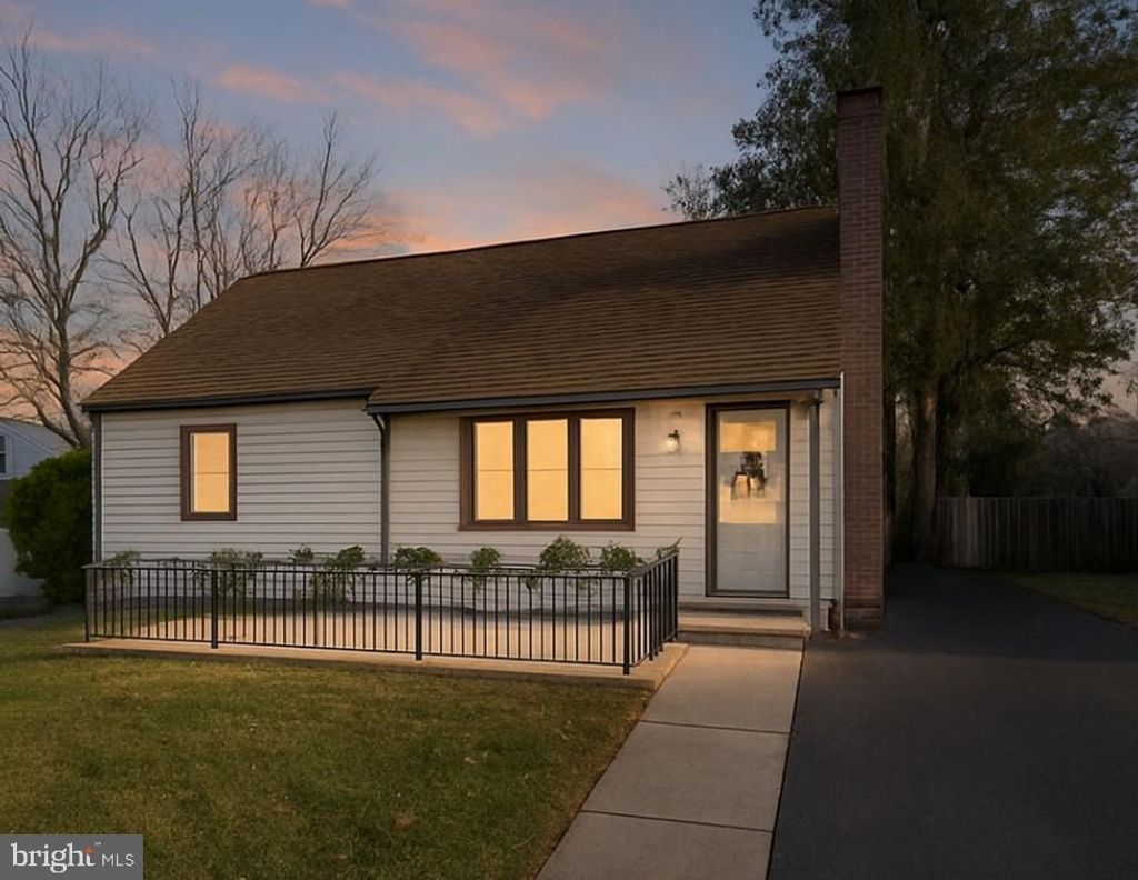 Photo of 115 Newby Drive, NEWTOWN SQUARE, PA 19073 (MLS # PADE2104534)