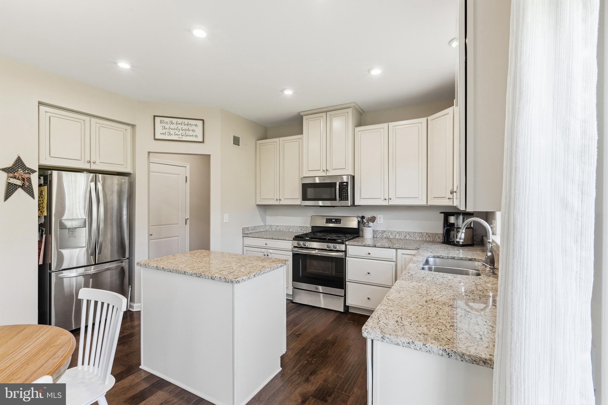 HIGH HOOK FARMS - Residential