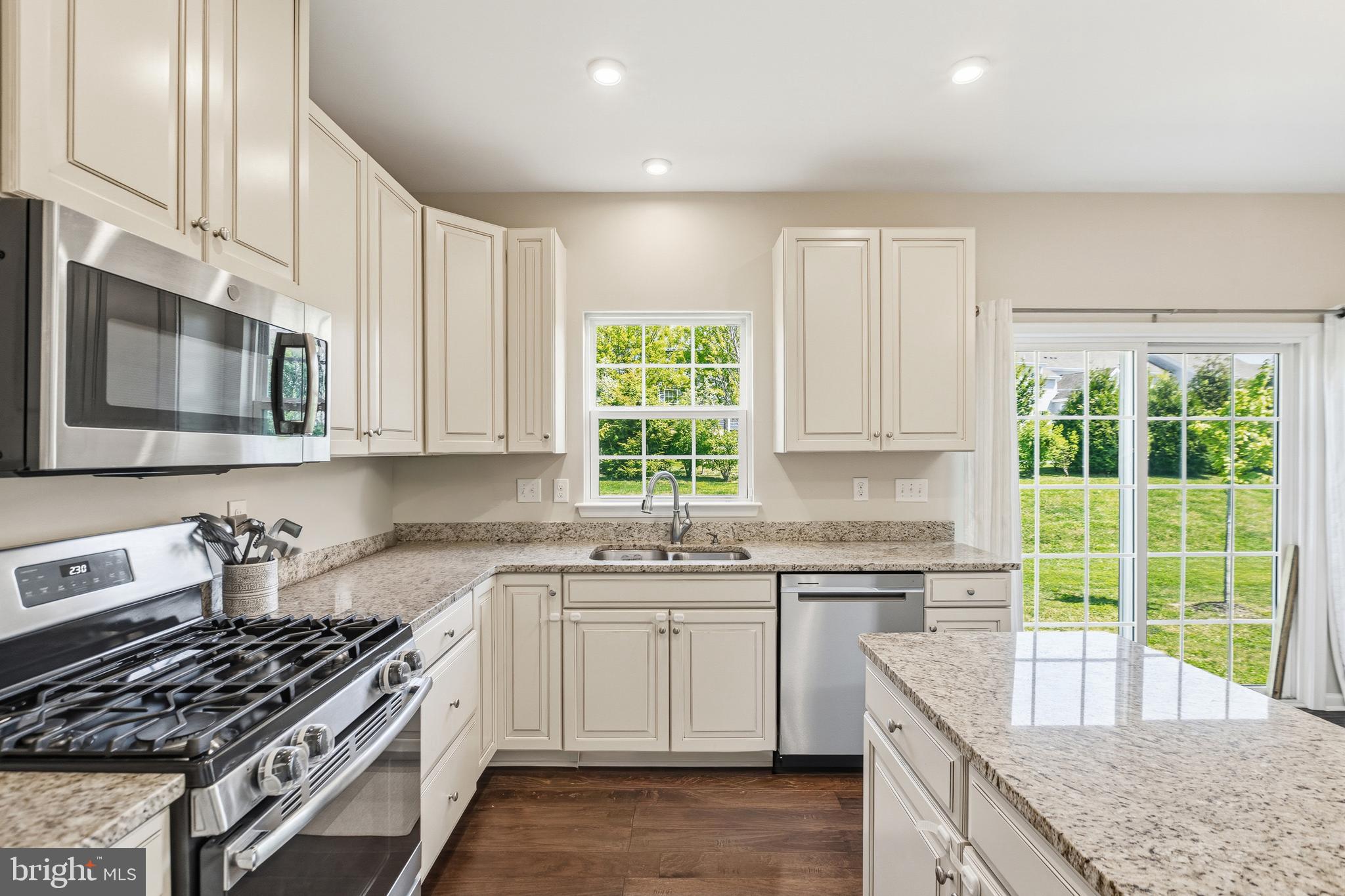 HIGH HOOK FARMS - Residential
