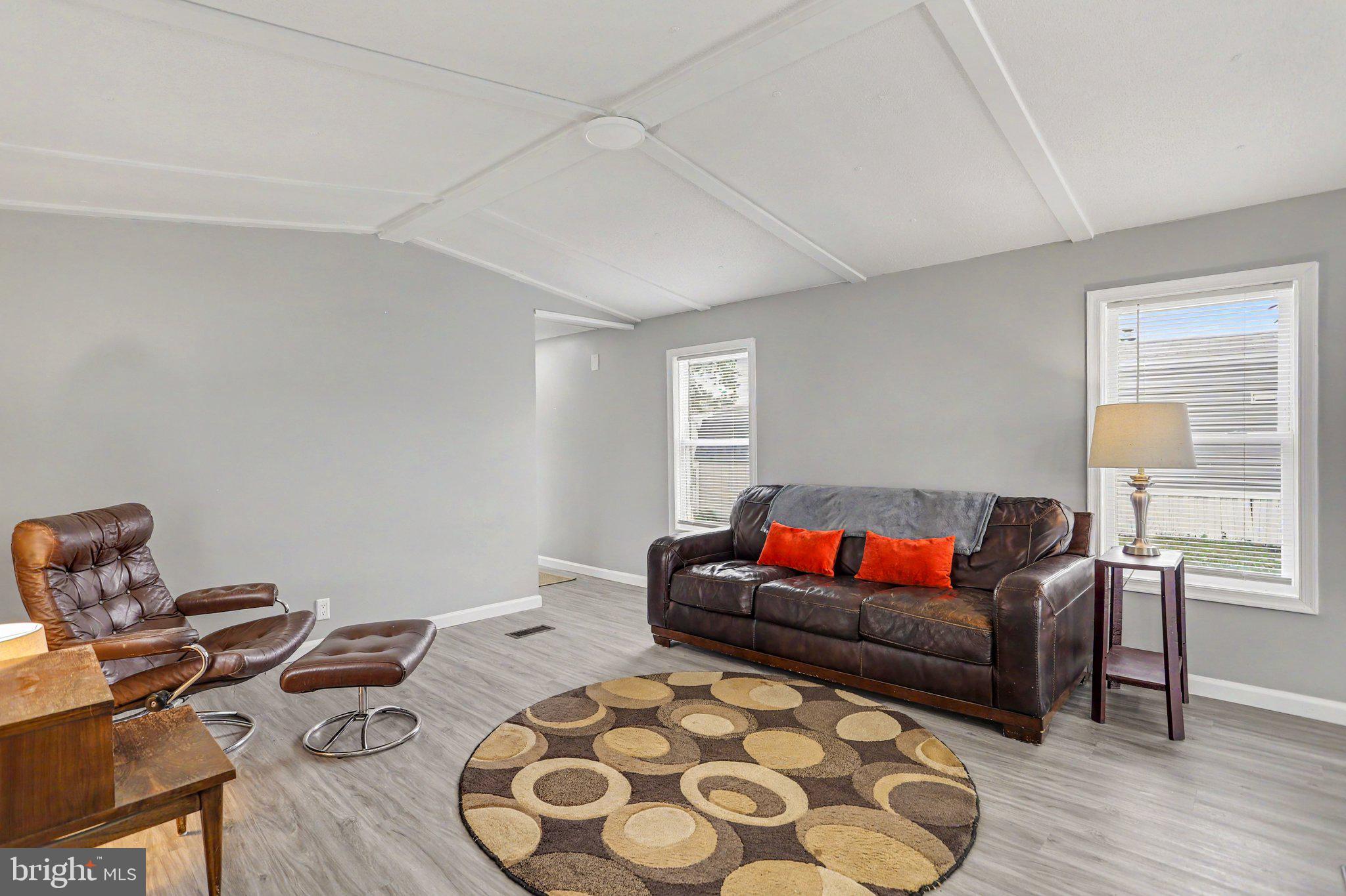 26 DAVIS AVENUE
