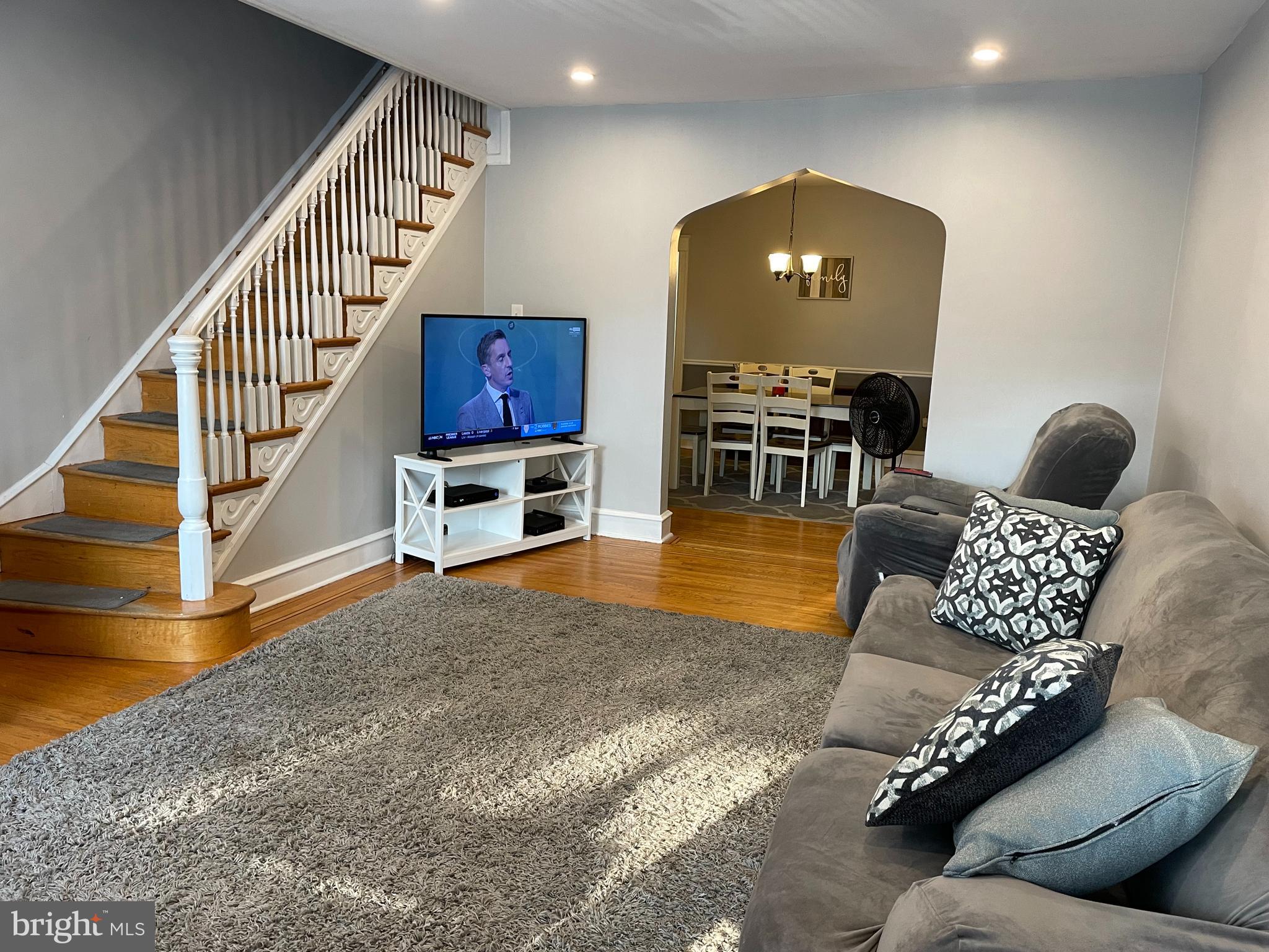 MAYFAIR (WEST) - Residential