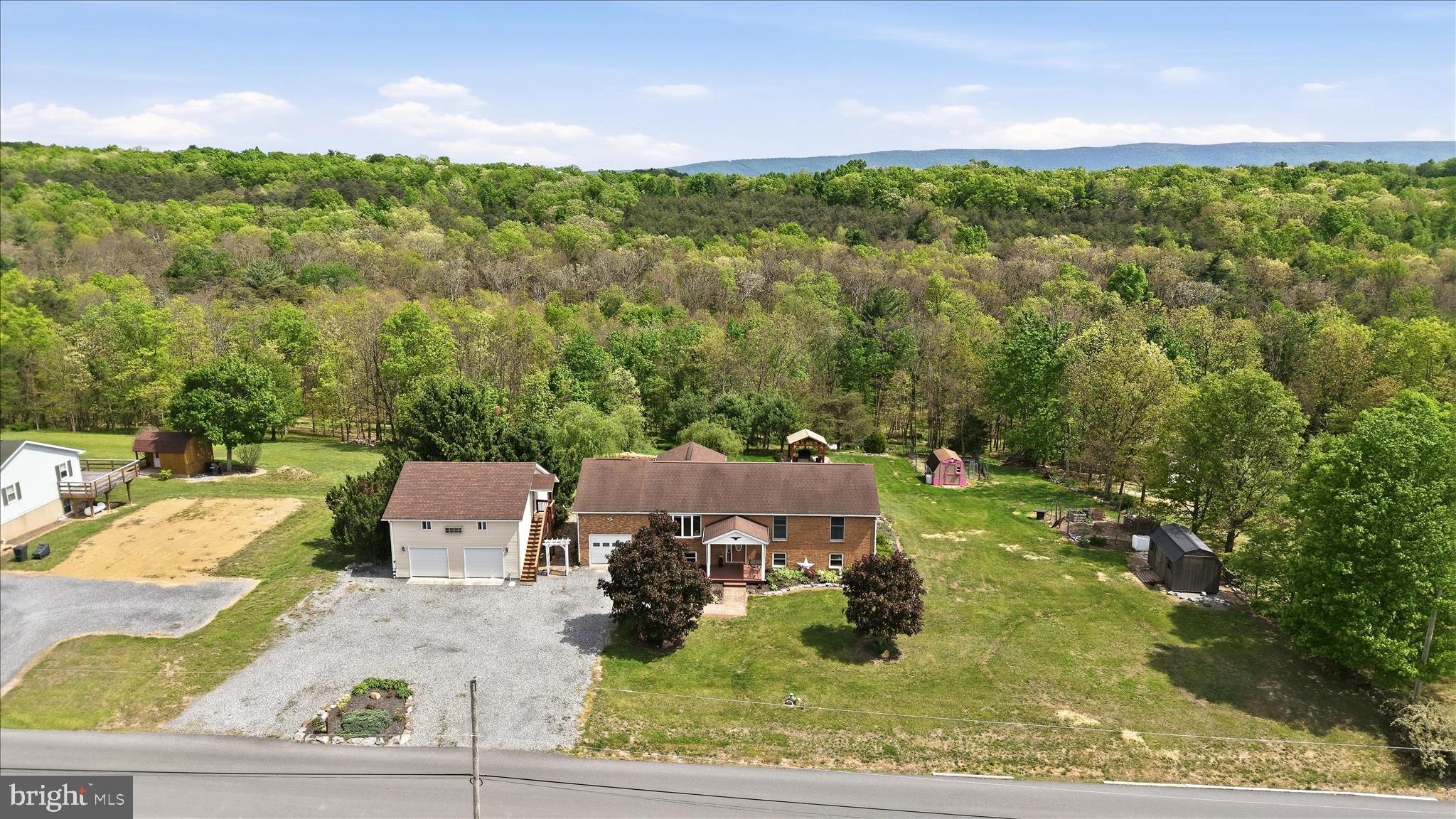 FAIRVIEW - Residential