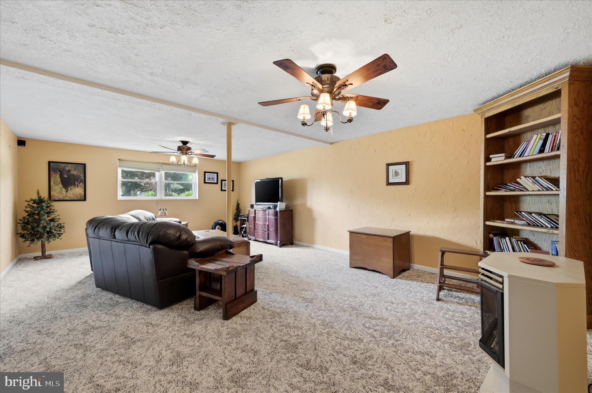 FAIRVIEW - Residential