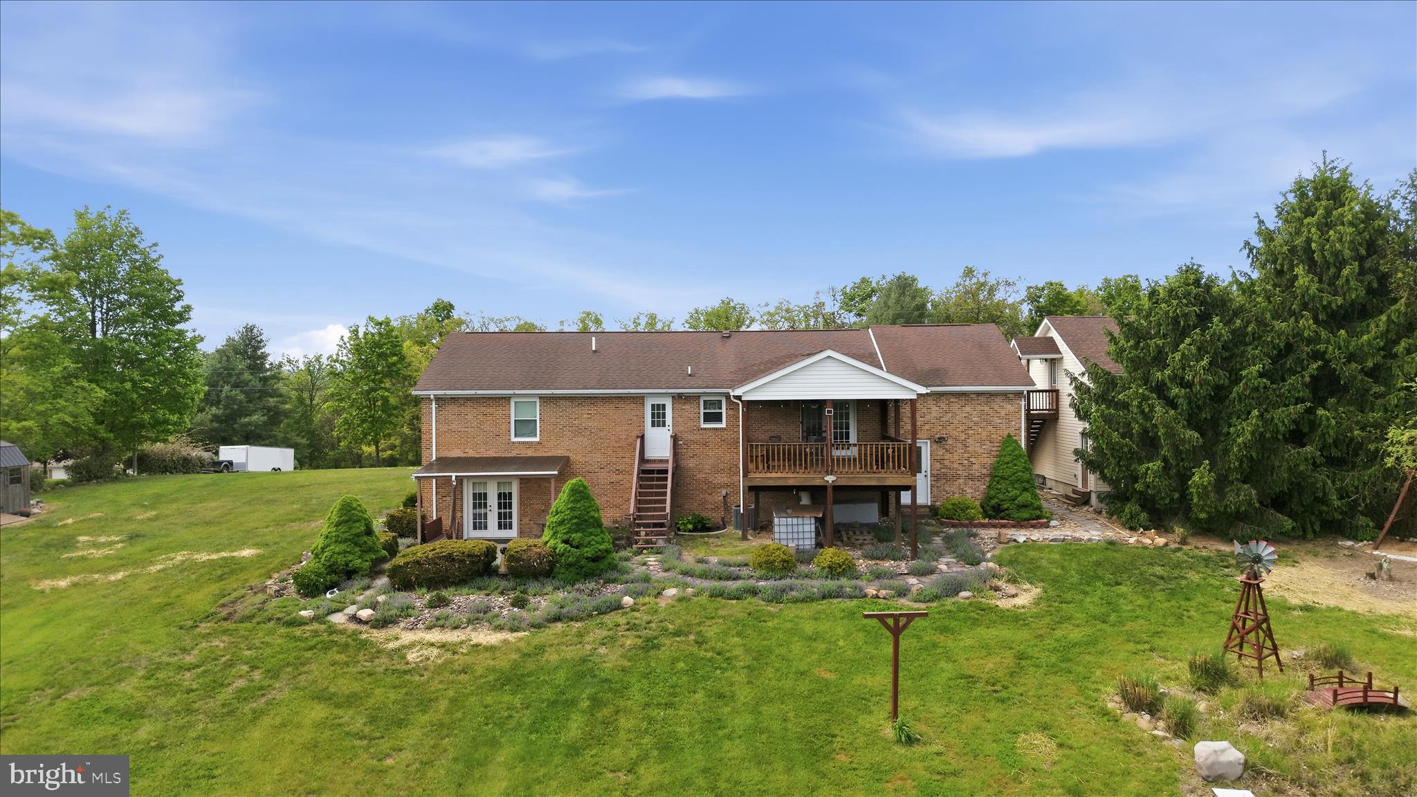FAIRVIEW - Residential