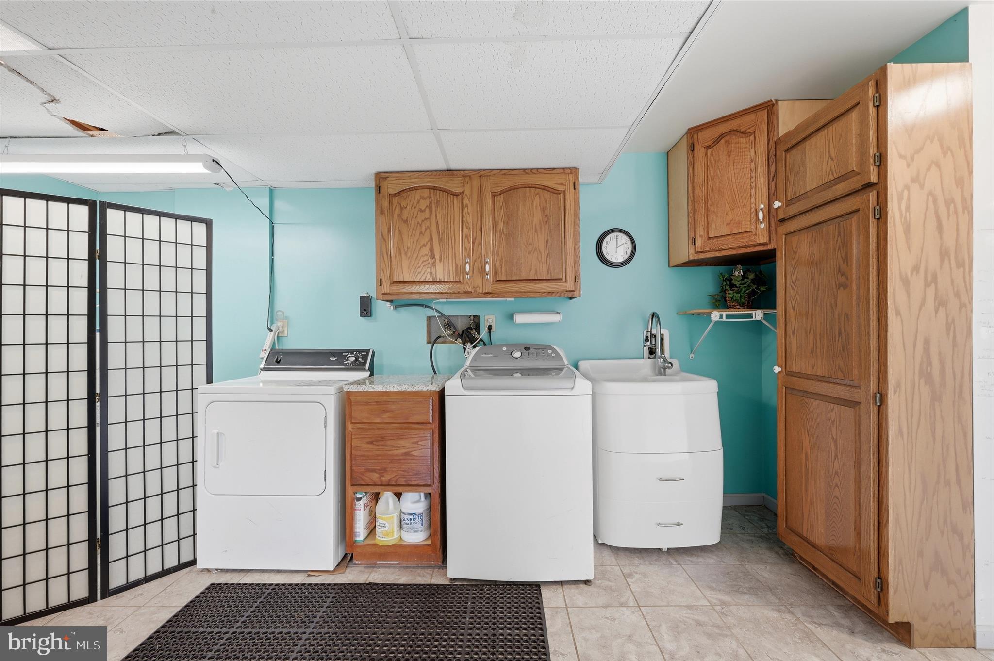 FAIRVIEW - Residential