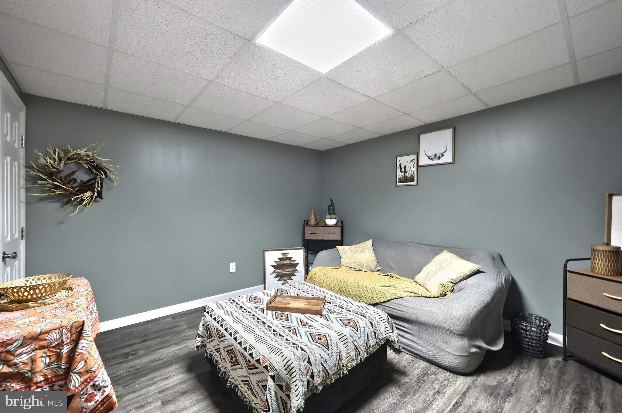 WINDSOR TWP - Residential